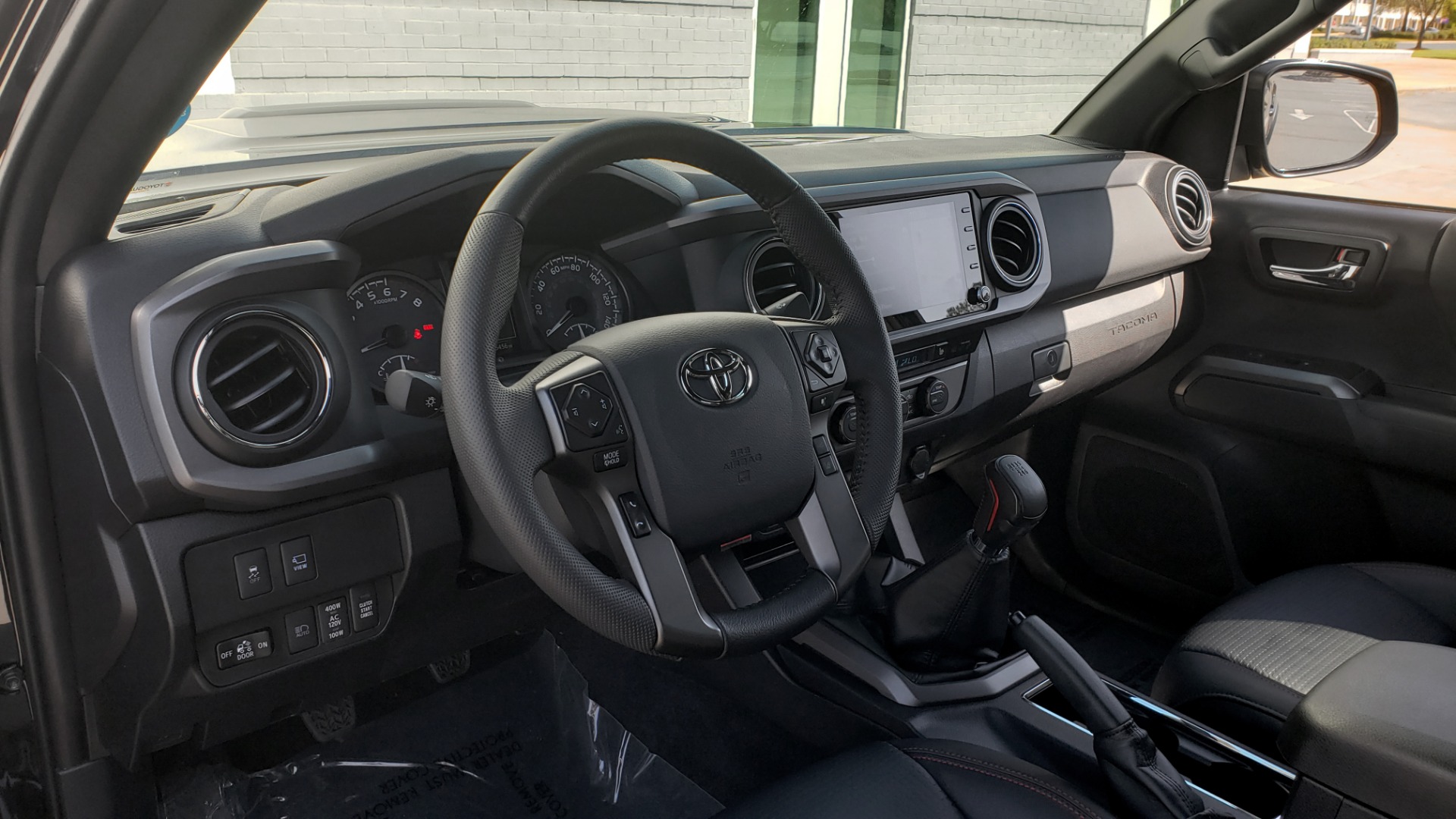 Used 2020 Toyota TACOMA 4WD TRD PRO / DOUBLECAB / 6-SPD MAN / NAV / SUNROOF / REARVIEW for sale Sold at Formula Imports in Charlotte NC 28227 33