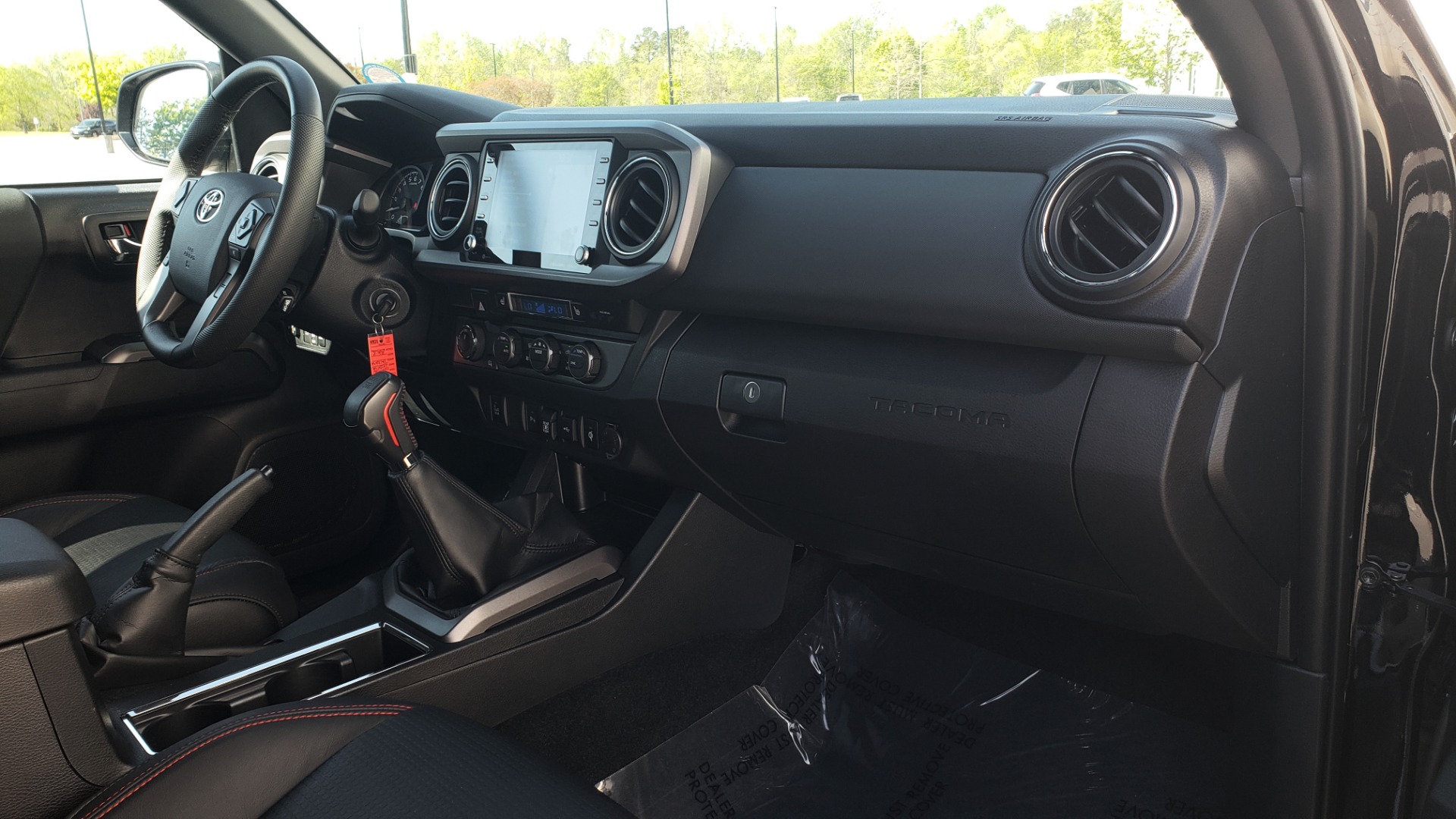Used 2020 Toyota TACOMA 4WD TRD PRO / DOUBLECAB / 6-SPD MAN / NAV / SUNROOF / REARVIEW for sale Sold at Formula Imports in Charlotte NC 28227 67