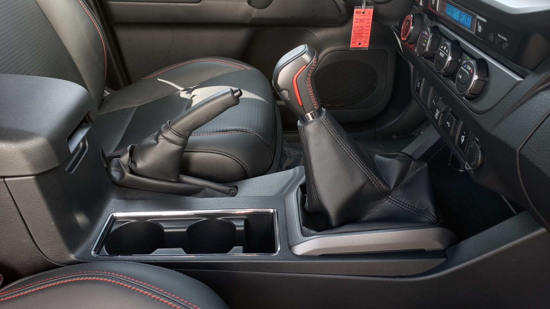 Used 2020 Toyota TACOMA 4WD TRD PRO / DOUBLECAB / 6-SPD MAN / NAV / SUNROOF / REARVIEW for sale Sold at Formula Imports in Charlotte NC 28227 68