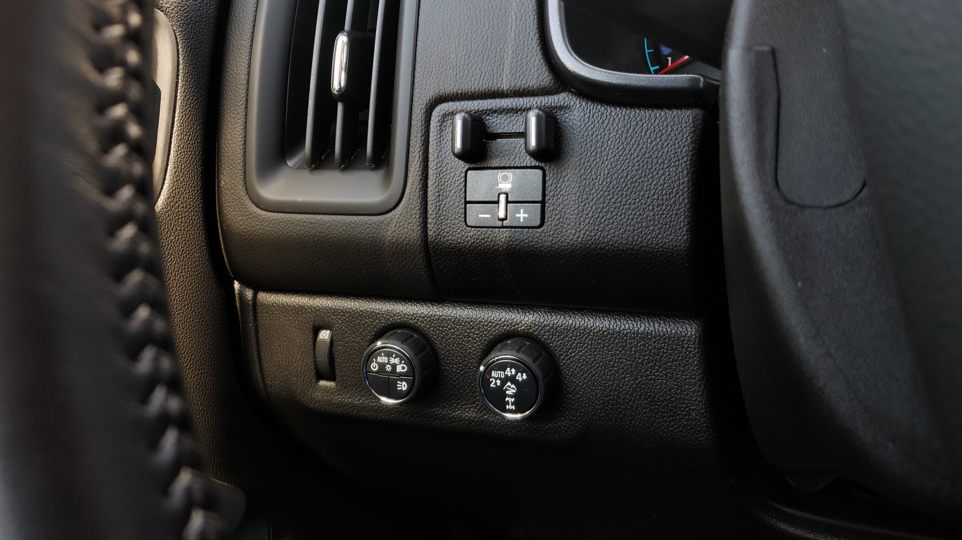 Used 2018 Chevrolet COLORADO 4WD ZR2 / CREWCAB / 128.3 WB / NAV / MIDNIGHT EDITION / BOSE for sale Sold at Formula Imports in Charlotte NC 28227 42