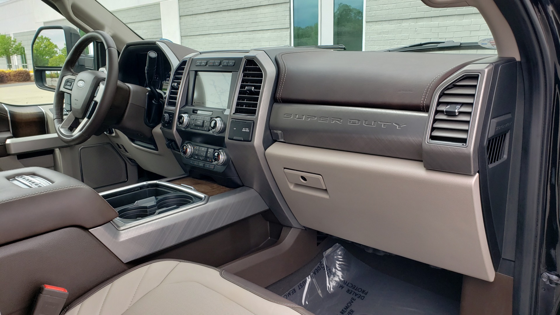 Used 2019 Ford SUPER DUTY F-450 DRW LIMITED / 4X4 / CREWCAB 176IN WB / LOADED / LOW MILES for sale Sold at Formula Imports in Charlotte NC 28227 80