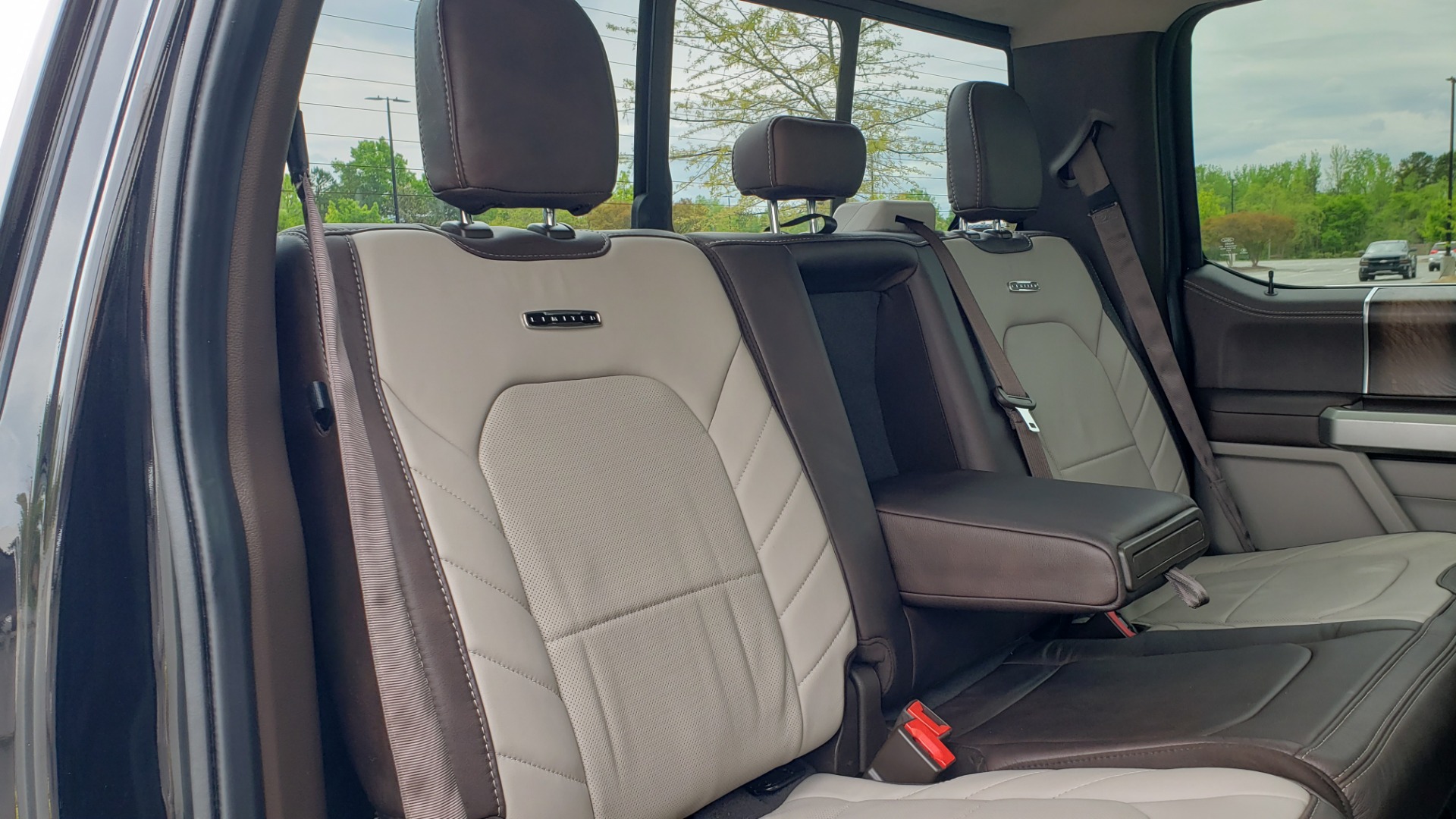 Used 2019 Ford SUPER DUTY F-450 DRW LIMITED / 4X4 / CREWCAB 176IN WB / LOADED / LOW MILES for sale Sold at Formula Imports in Charlotte NC 28227 84