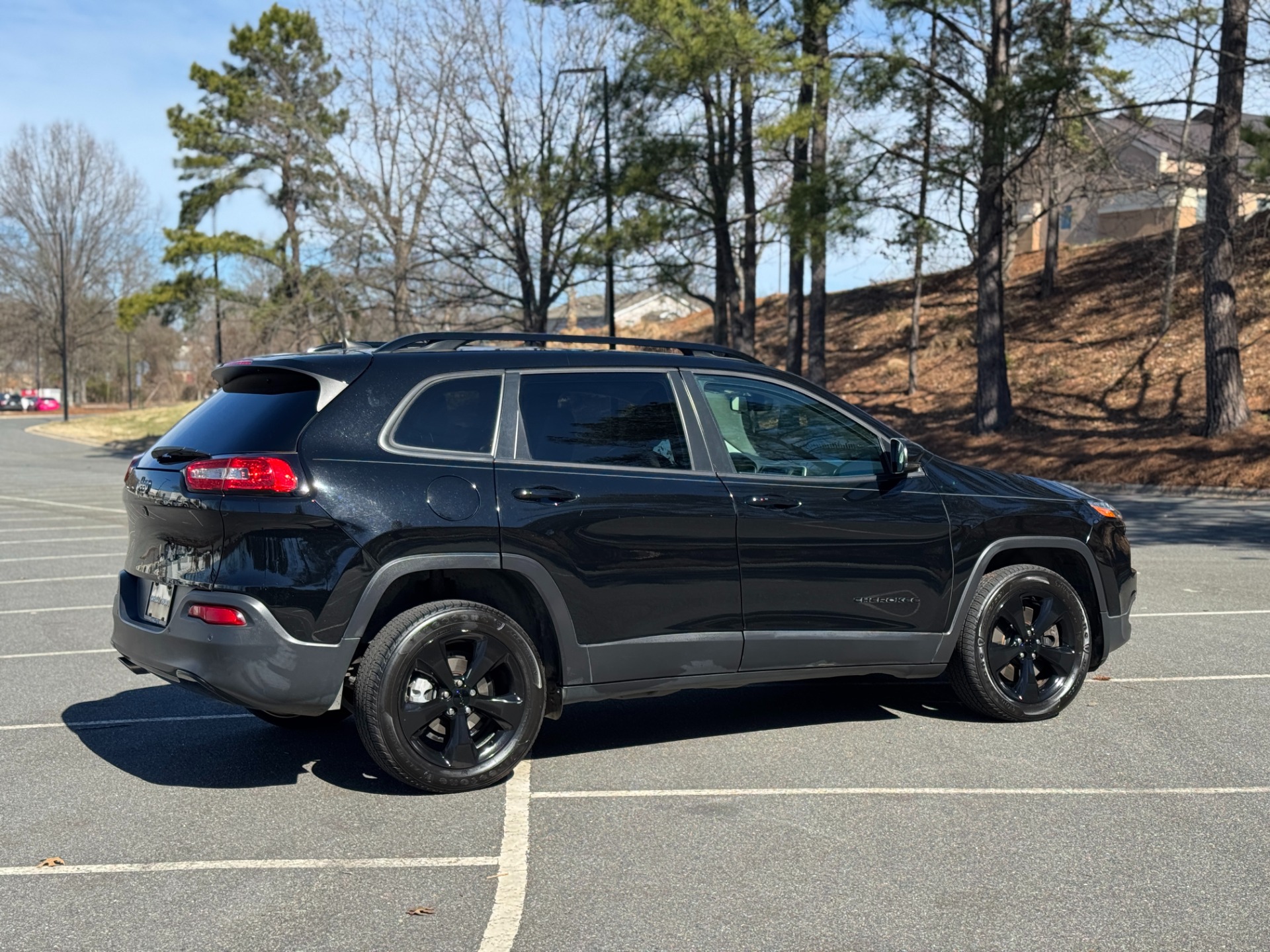 Used 2018 Jeep Cherokee Limited LIMITED / HIGH ALTITUDE PKG / 18IN WHEELS for sale Sold at Formula Imports in Charlotte NC 28227 13