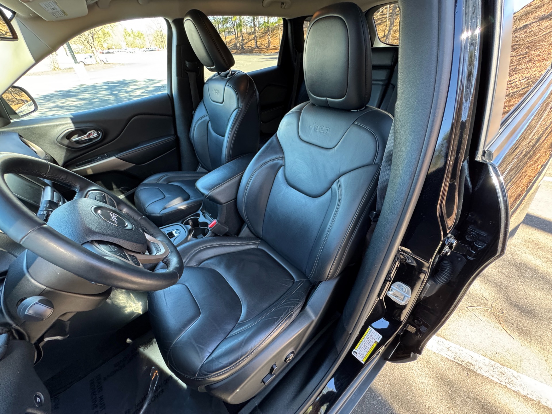 Used 2018 Jeep Cherokee Limited LIMITED / HIGH ALTITUDE PKG / 18IN WHEELS for sale Sold at Formula Imports in Charlotte NC 28227 20
