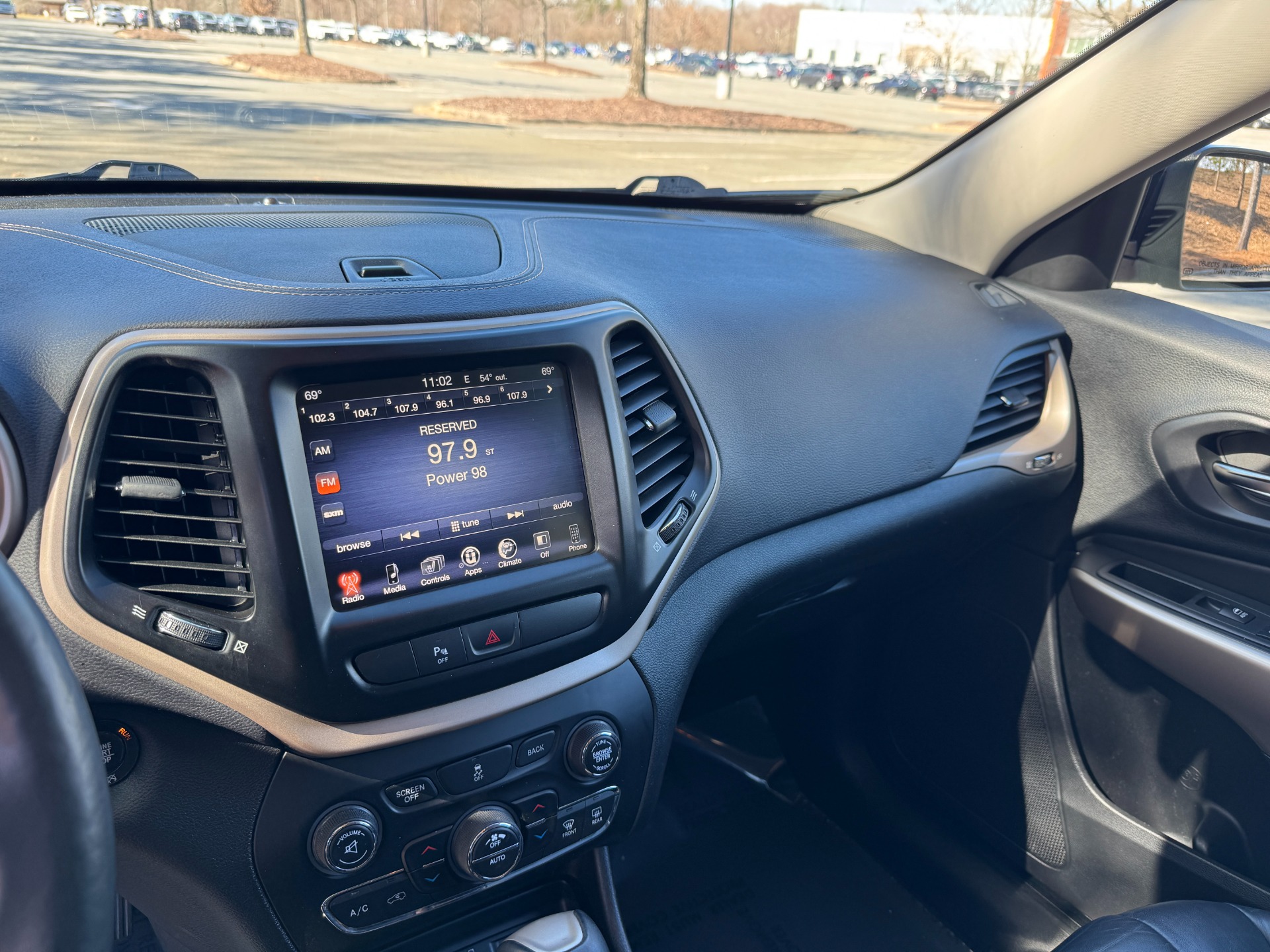 Used 2018 Jeep CHEROKEE LIMITED HIGH ALTITUDE FWD / PARK ASST / BLIND SPOT / REARVIEW for sale Sold at Formula Imports in Charlotte NC 28227 29