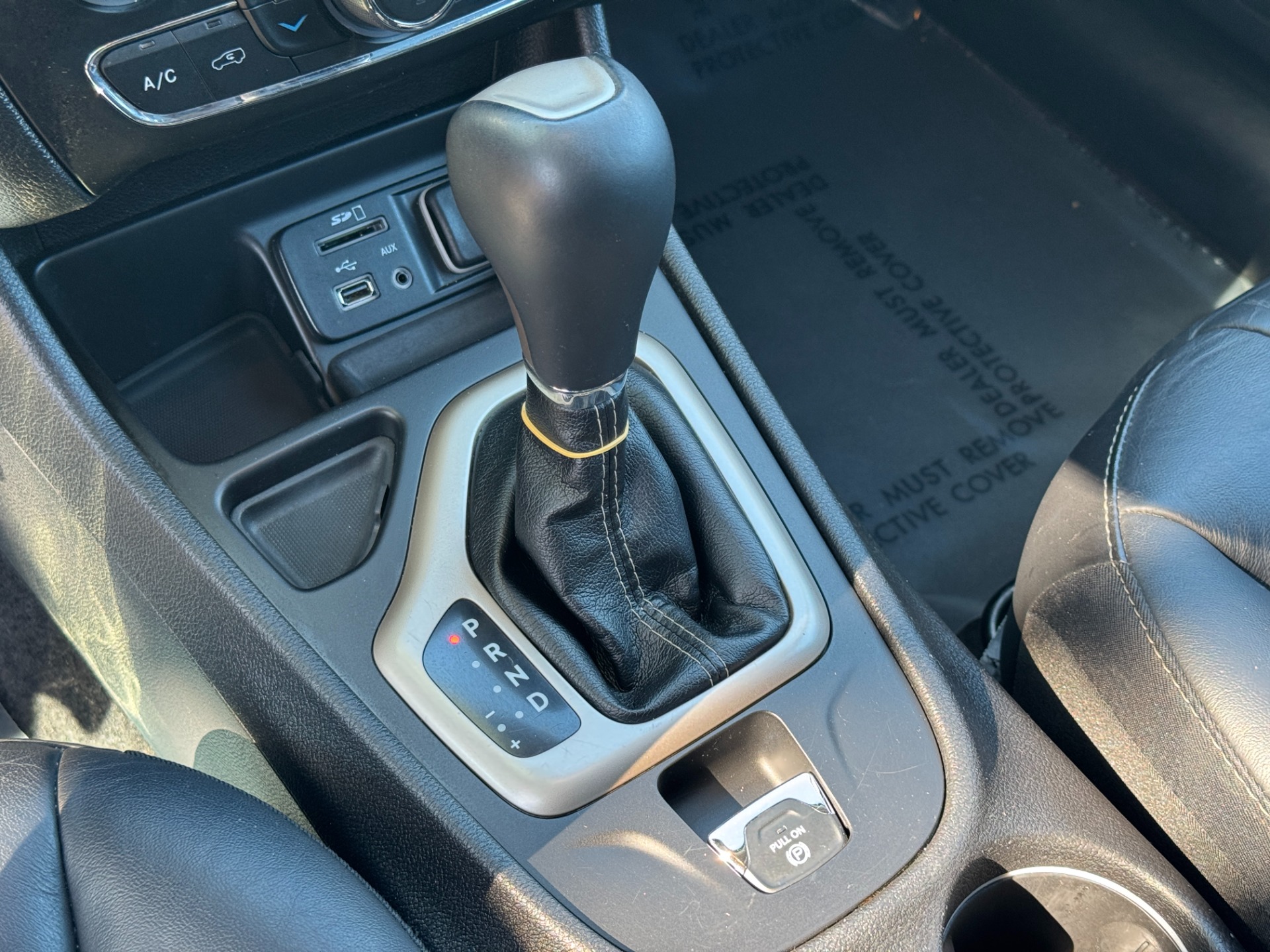 Used 2018 Jeep CHEROKEE LIMITED HIGH ALTITUDE FWD / PARK ASST / BLIND SPOT / REARVIEW for sale Sold at Formula Imports in Charlotte NC 28227 33