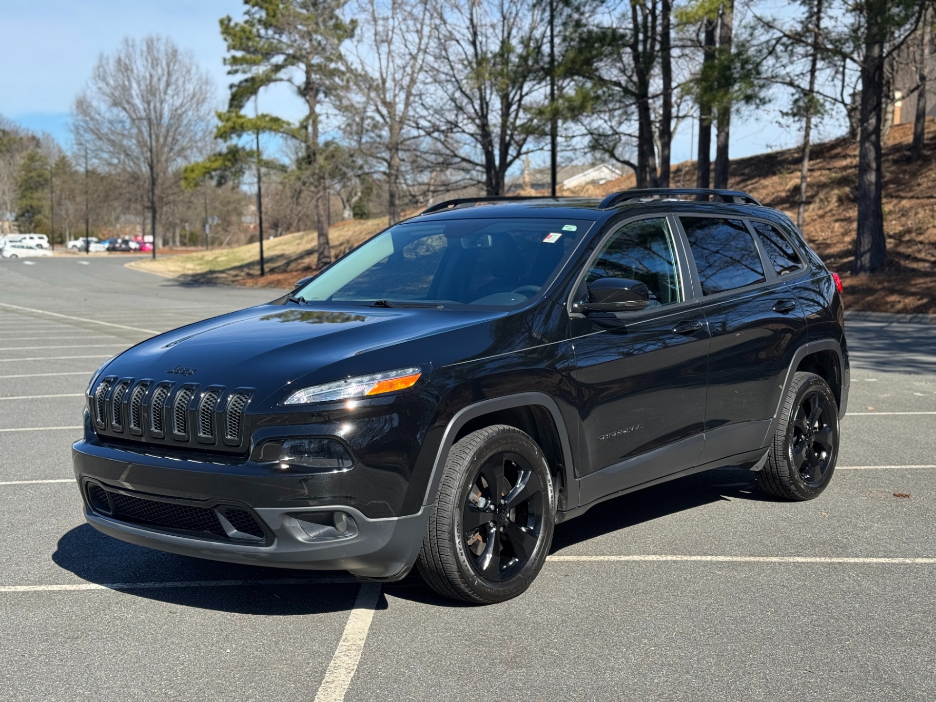 Used 2018 Jeep CHEROKEE LIMITED HIGH ALTITUDE FWD / PARK ASST / BLIND SPOT / REARVIEW for sale Sold at Formula Imports in Charlotte NC 28227 4