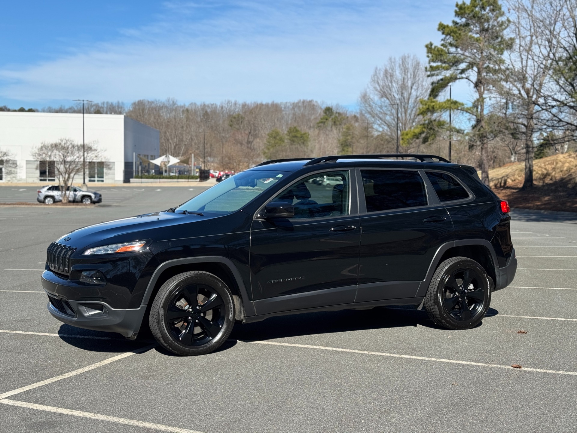 Used 2018 Jeep CHEROKEE LIMITED HIGH ALTITUDE FWD / PARK ASST / BLIND SPOT / REARVIEW for sale Sold at Formula Imports in Charlotte NC 28227 5