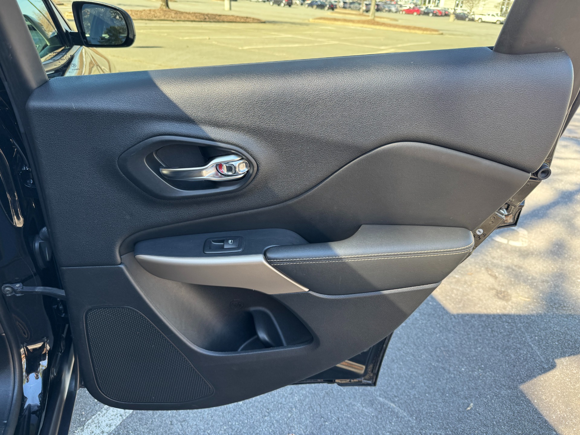 Used 2018 Jeep CHEROKEE LIMITED HIGH ALTITUDE FWD / PARK ASST / BLIND SPOT / REARVIEW for sale Sold at Formula Imports in Charlotte NC 28227 51