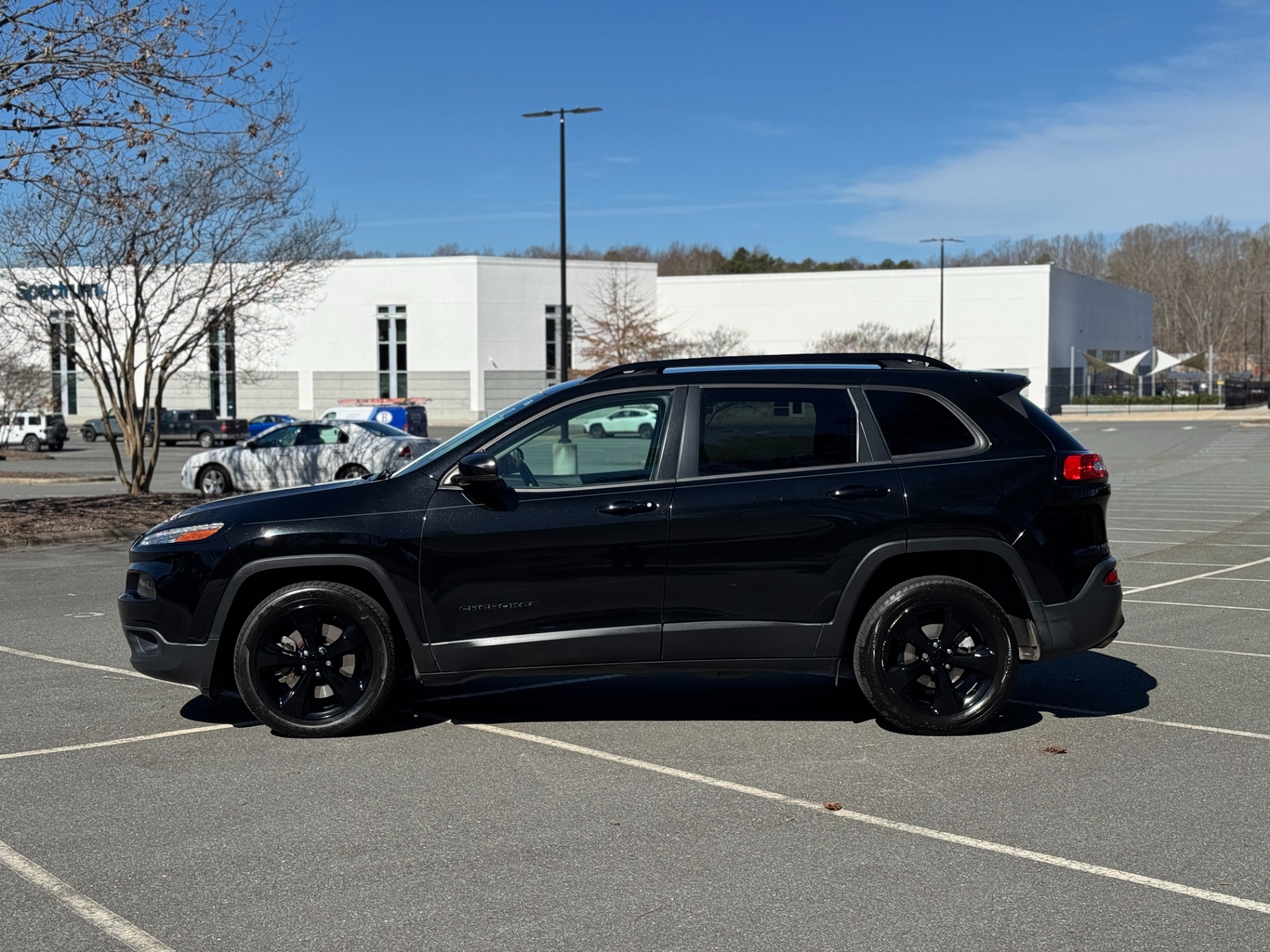 Used 2018 Jeep CHEROKEE LIMITED HIGH ALTITUDE FWD / PARK ASST / BLIND SPOT / REARVIEW for sale Sold at Formula Imports in Charlotte NC 28227 6