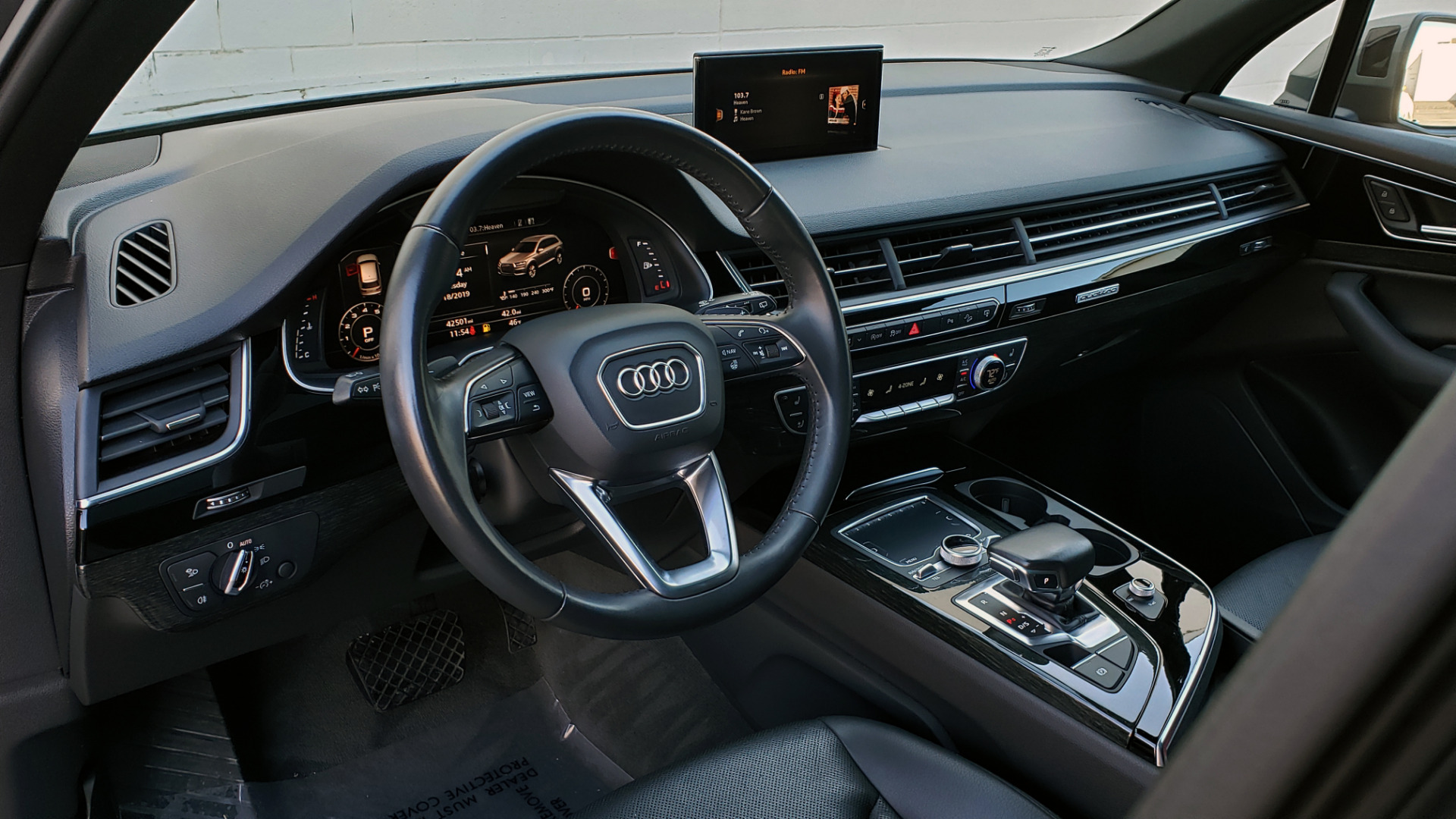 Used 2017 Audi Q7 PREMIUM PLUS / 2.0T TIPTRONIC / NAV / PANO-ROOF / 3-ROW / REARVIEW for sale Sold at Formula Imports in Charlotte NC 28227 45