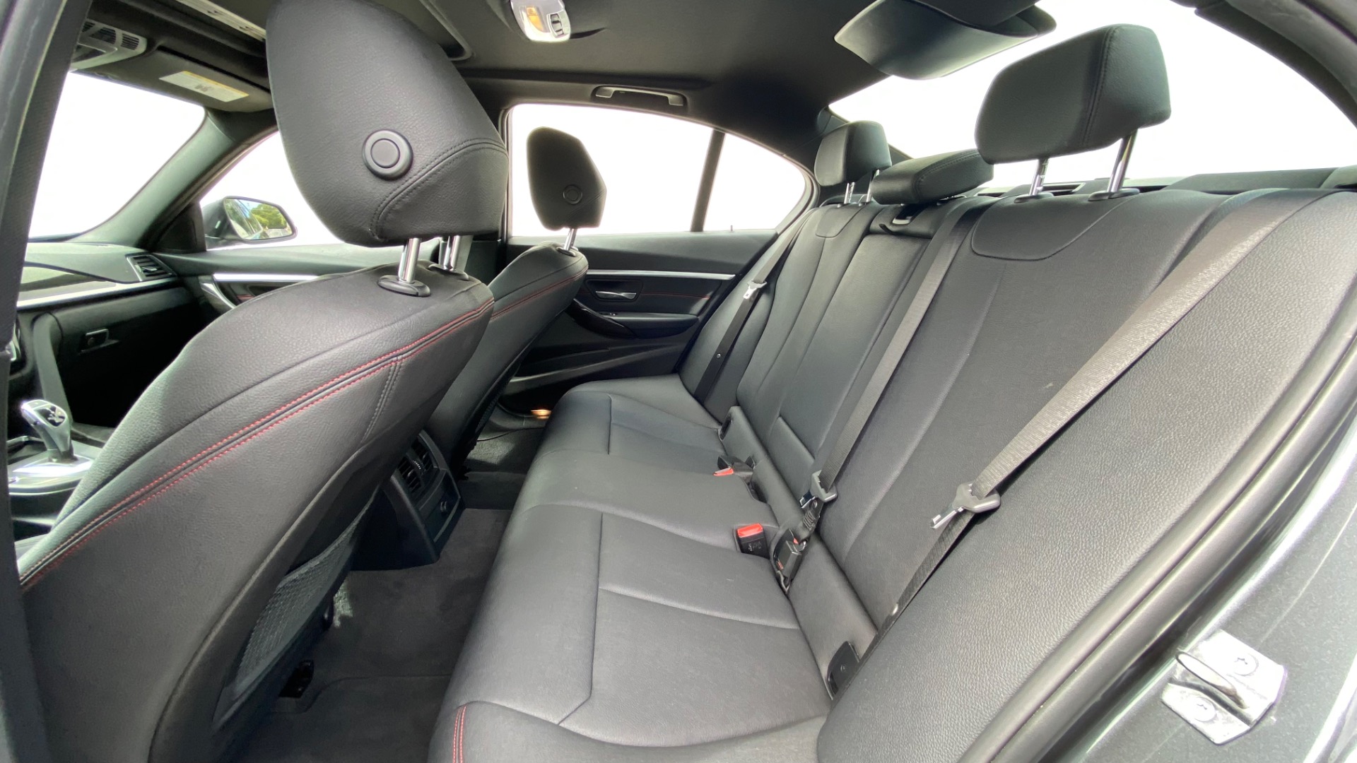 Used 2018 BMW 3 Series 330i xDrive for sale $23,995 at Formula Imports in Charlotte NC 28227 30
