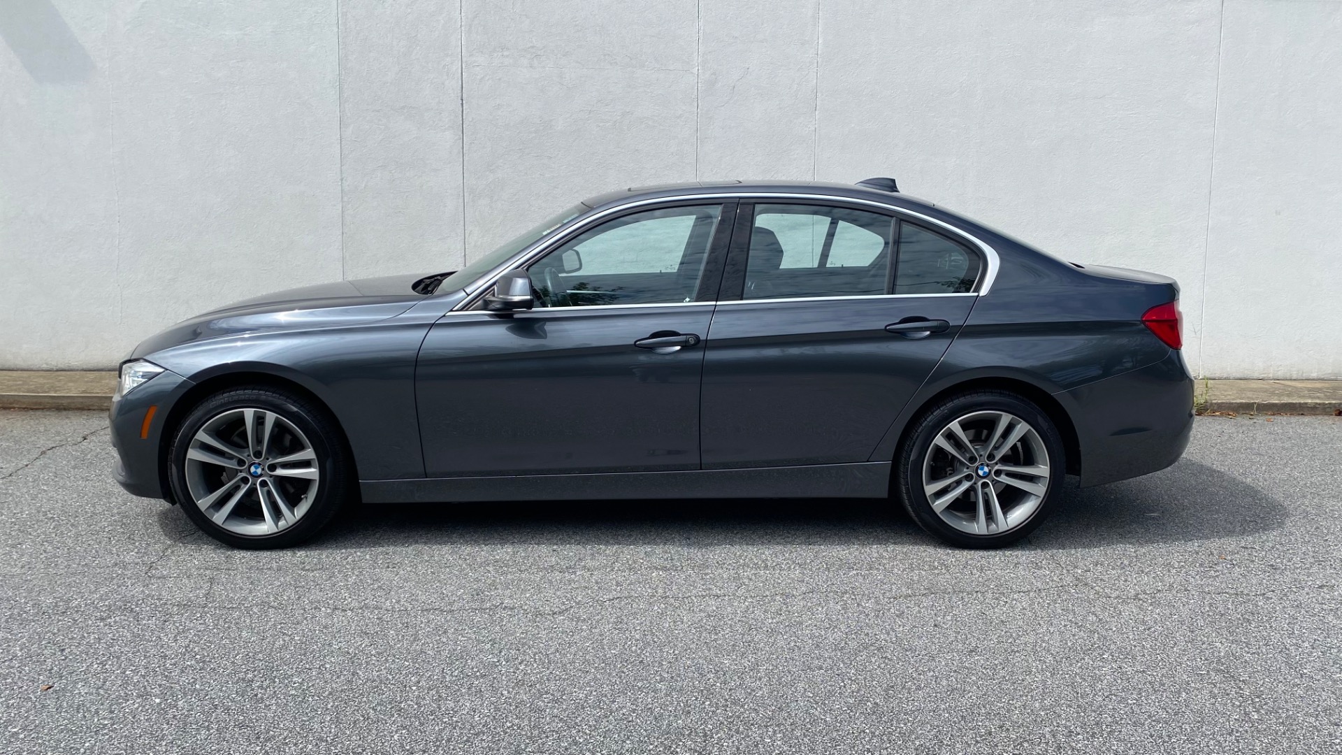 Used 2018 BMW 3 SERIES 330I XDRIVE / CONV PKG / SUNROOF / SPORT STS / HTD STS / REARVIE for sale Sold at Formula Imports in Charlotte NC 28227 4