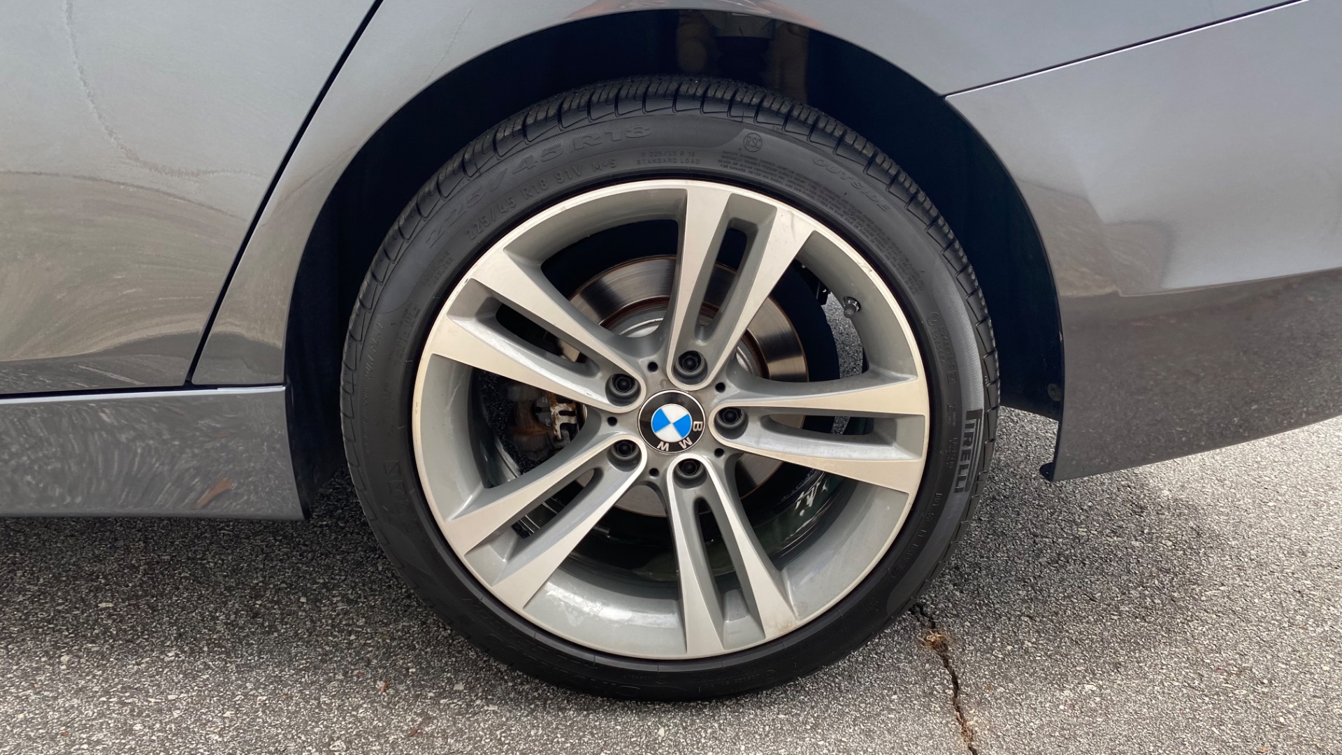 Used 2018 BMW 3 Series 330i xDrive for sale $23,995 at Formula Imports in Charlotte NC 28227 46
