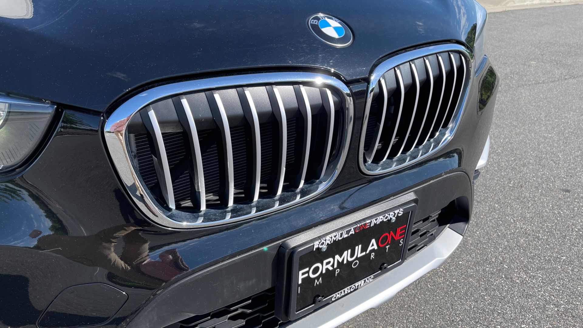 Used 2018 BMW X1 XDRIVE28I / CONV PKG / HTD SEATS / PANO-ROOF / REARVIEW for sale Sold at Formula Imports in Charlotte NC 28227 16
