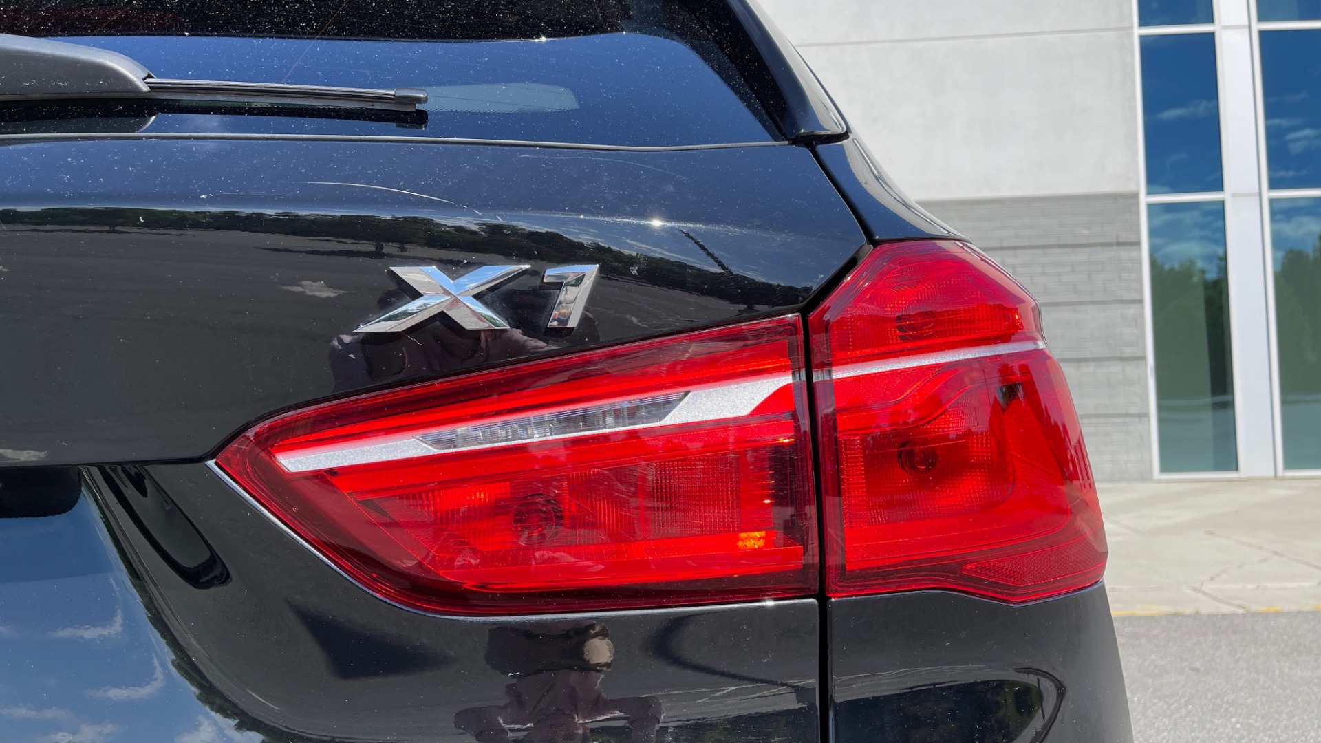 Used 2018 BMW X1 XDRIVE28I / CONV PKG / HTD SEATS / PANO-ROOF / REARVIEW for sale Sold at Formula Imports in Charlotte NC 28227 19
