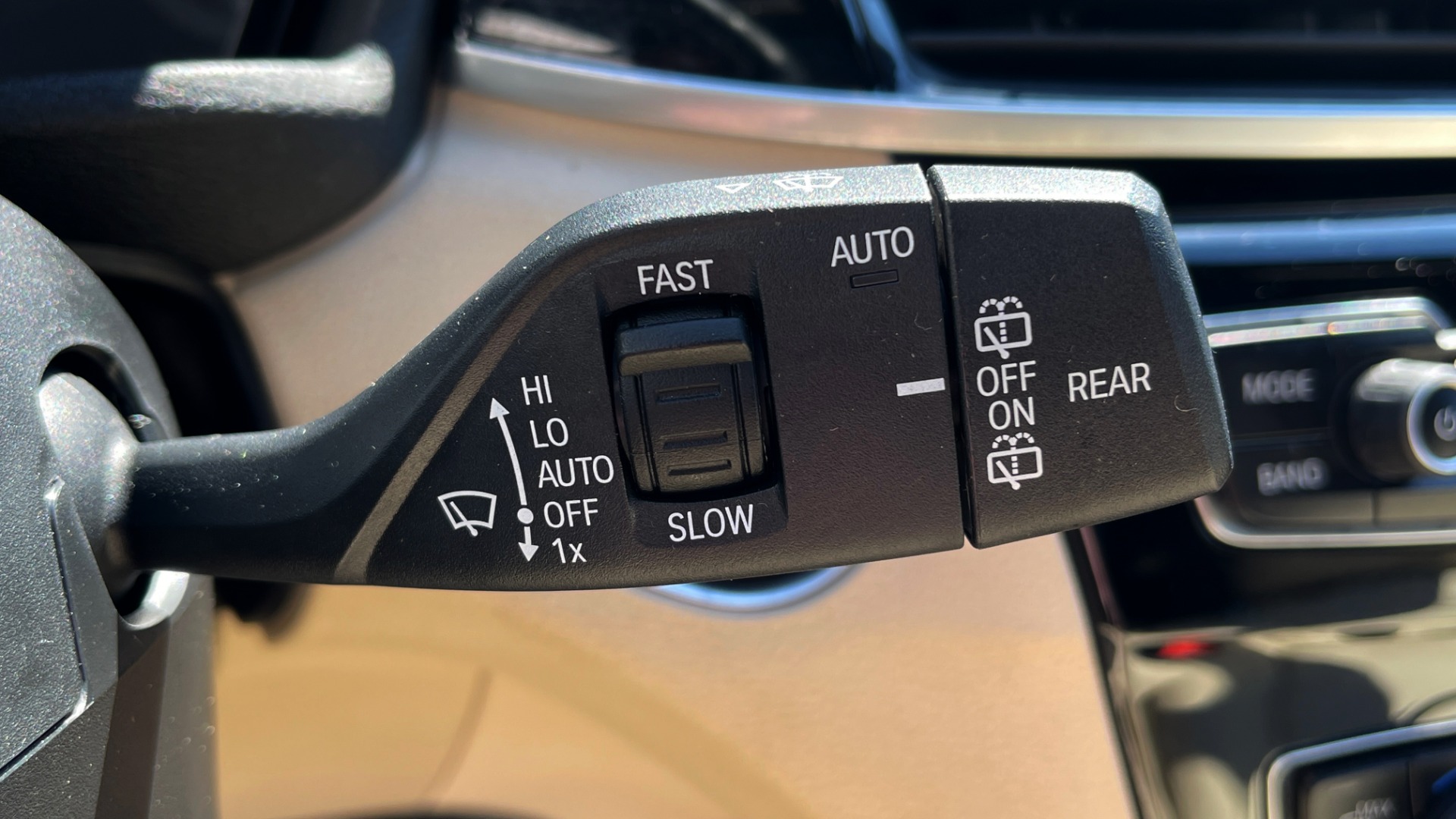 Used 2018 BMW X1 XDRIVE28I / CONV PKG / HTD SEATS / PANO-ROOF / REARVIEW for sale Sold at Formula Imports in Charlotte NC 28227 35