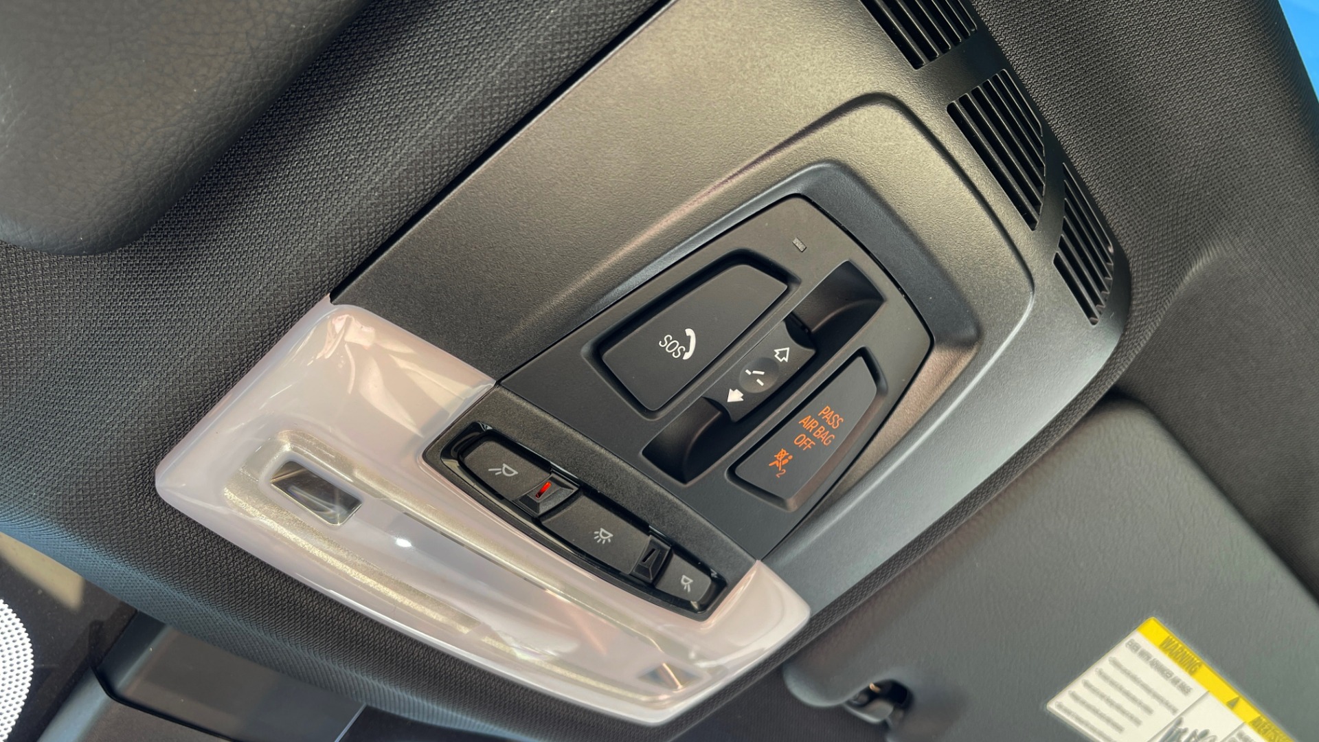 Used 2018 BMW X1 XDRIVE28I / CONV PKG / HTD SEATS / PANO-ROOF / REARVIEW for sale Sold at Formula Imports in Charlotte NC 28227 41