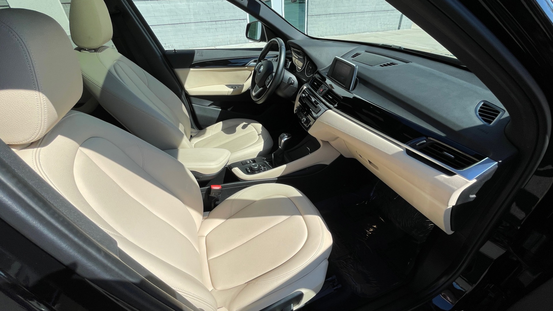 Used 2018 BMW X1 XDRIVE28I / CONV PKG / HTD SEATS / PANO-ROOF / REARVIEW for sale Sold at Formula Imports in Charlotte NC 28227 72