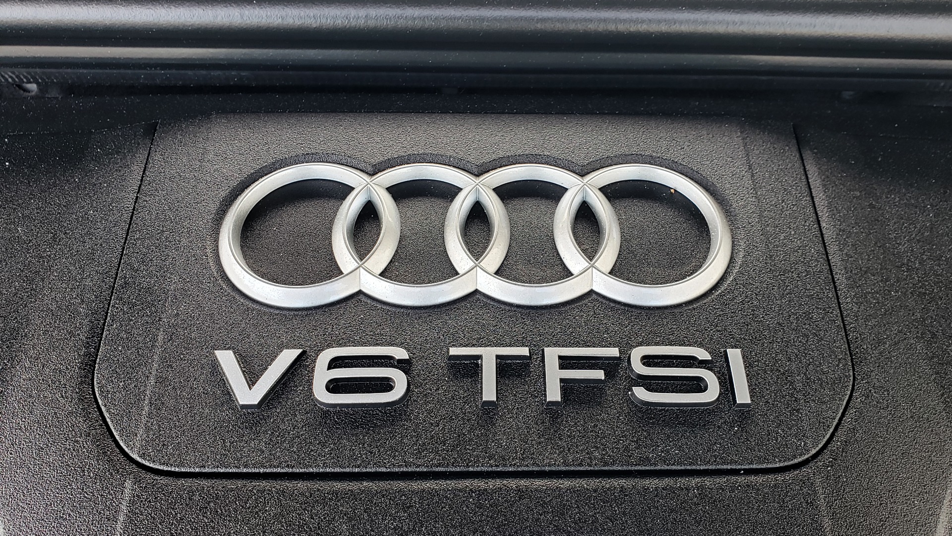 Used 2018 Audi Q7 PRESTIGE TIPTRONIC / NAV / SUNROOF / ADAPTIVE PKG / DRVR ASST / CLD WTHR / for sale Sold at Formula Imports in Charlotte NC 28227 14