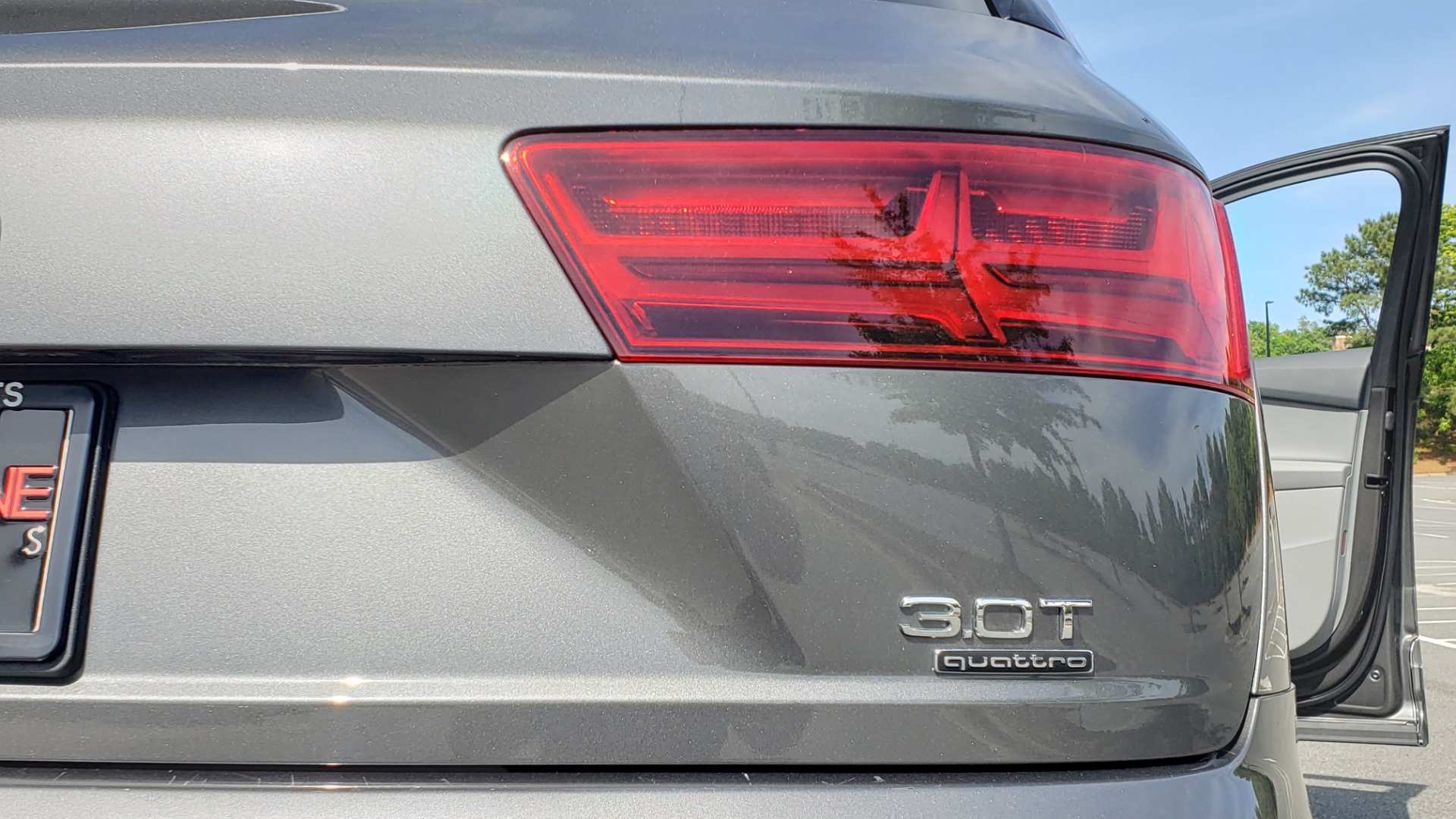 Used 2018 Audi Q7 PRESTIGE TIPTRONIC / NAV / SUNROOF / ADAPTIVE PKG / DRVR ASST / CLD WTHR / for sale Sold at Formula Imports in Charlotte NC 28227 28