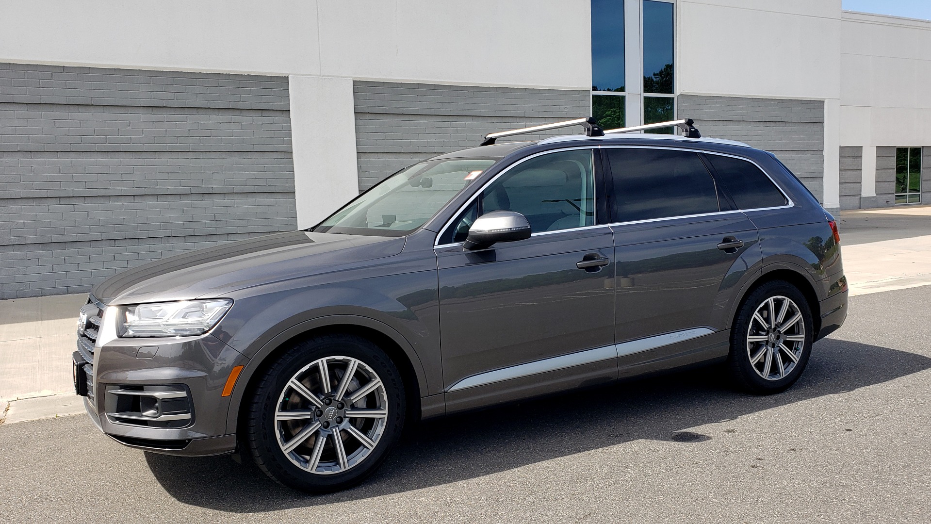 Used 2018 Audi Q7 PRESTIGE TIPTRONIC / NAV / SUNROOF / ADAPTIVE PKG / DRVR ASST / CLD WTHR / for sale Sold at Formula Imports in Charlotte NC 28227 3
