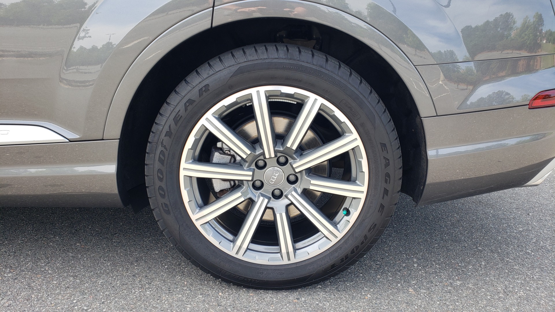 Used 2018 Audi Q7 PRESTIGE TIPTRONIC / NAV / SUNROOF / ADAPTIVE PKG / DRVR ASST / CLD WTHR / for sale Sold at Formula Imports in Charlotte NC 28227 91
