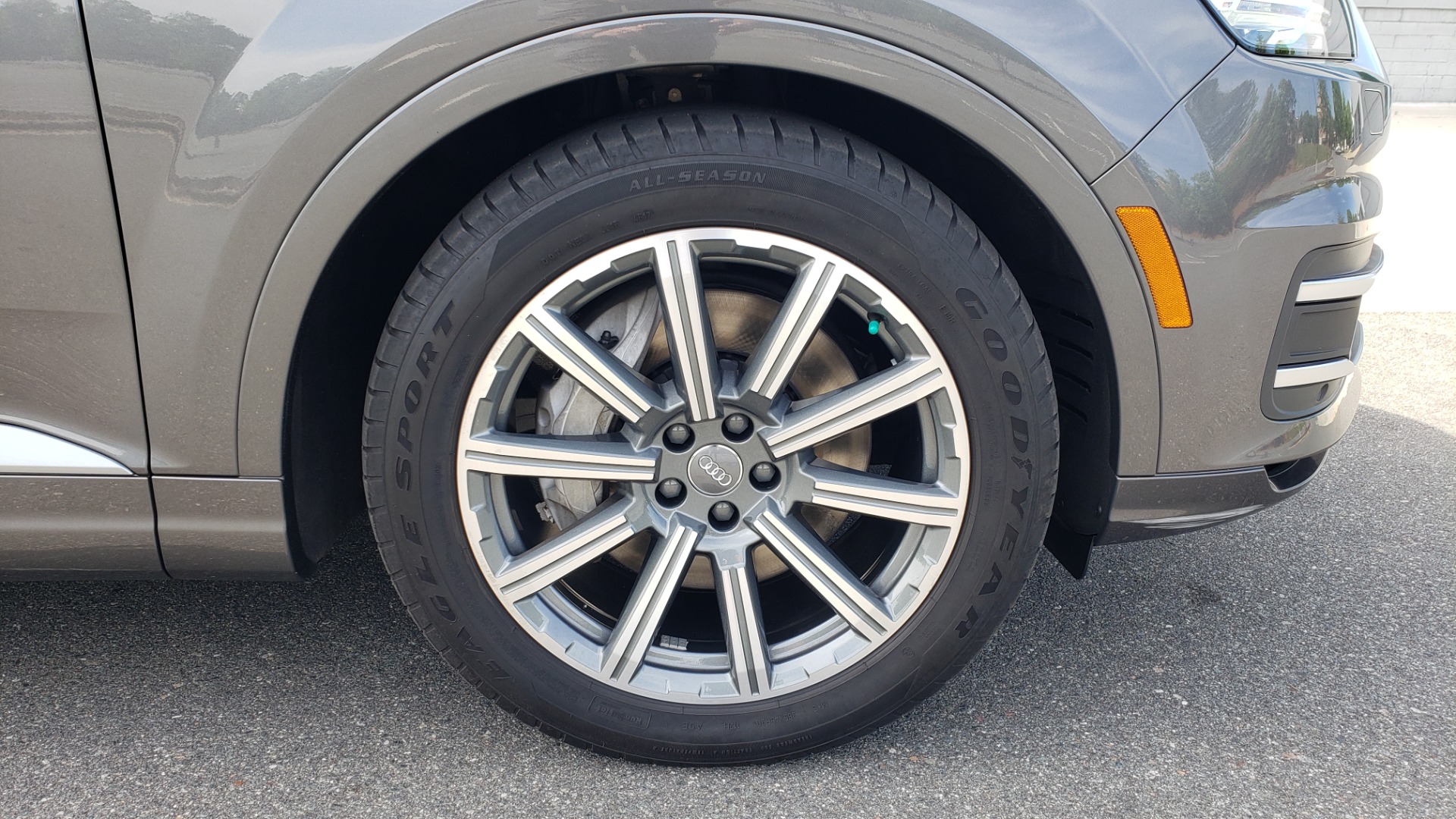 Used 2018 Audi Q7 PRESTIGE TIPTRONIC / NAV / SUNROOF / ADAPTIVE PKG / DRVR ASST / CLD WTHR / for sale Sold at Formula Imports in Charlotte NC 28227 93