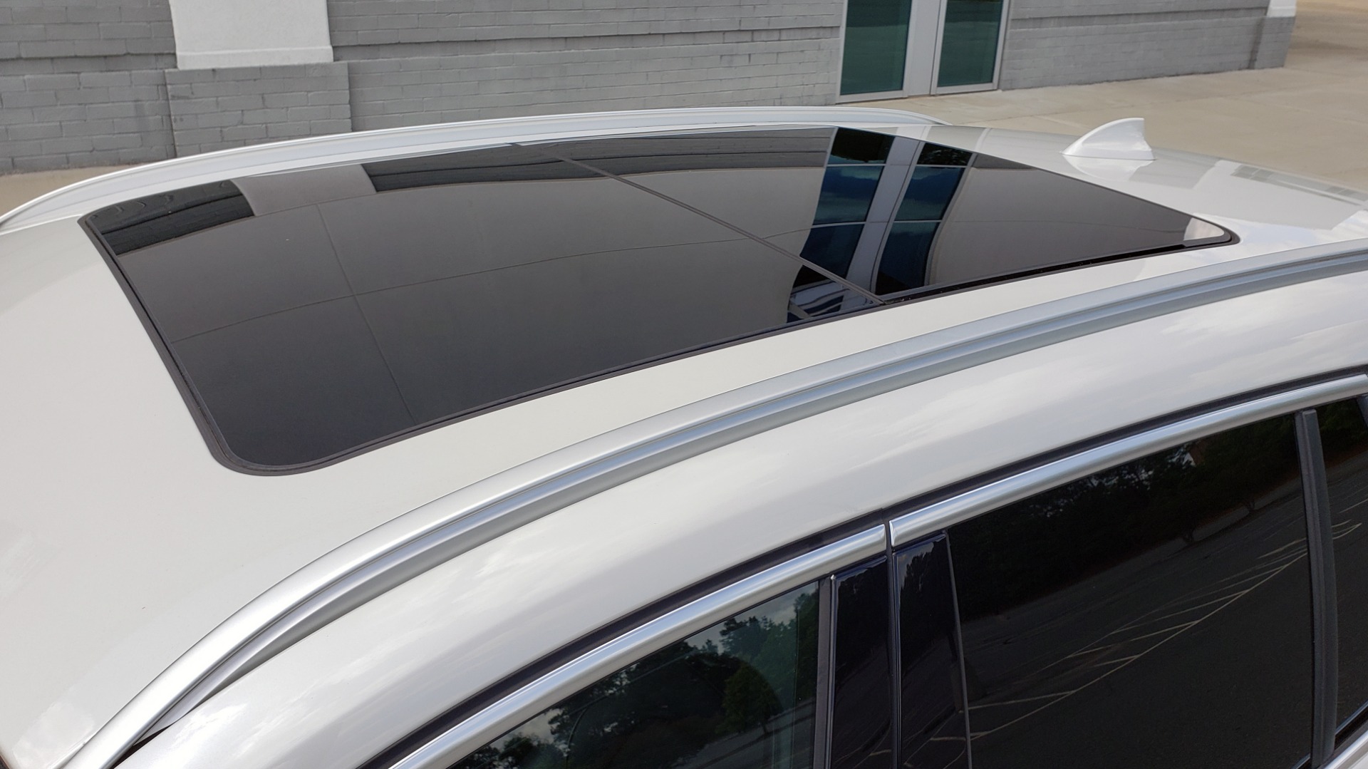 Used 2018 BMW X1 XDRIVE28I / NAV / CONV PKG / HTD SEATS / APPLE / PANO-ROOF / REARVIEW for sale Sold at Formula Imports in Charlotte NC 28227 11