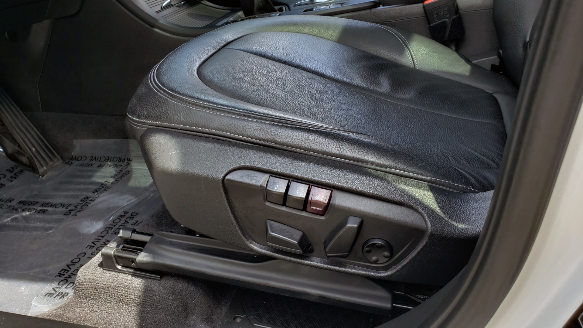 Used 2018 BMW X1 XDRIVE28I / NAV / CONV PKG / HTD SEATS / APPLE / PANO-ROOF / REARVIEW for sale Sold at Formula Imports in Charlotte NC 28227 32