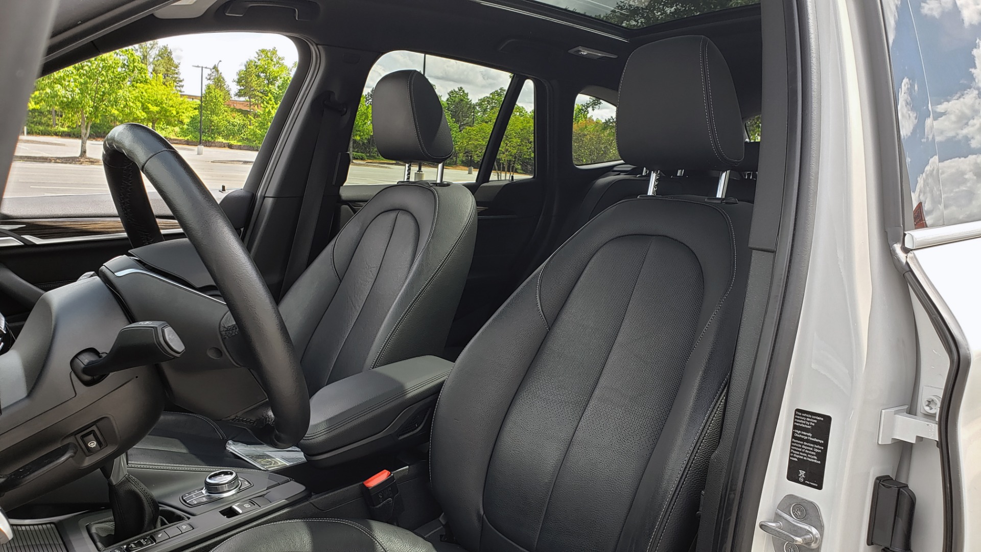 Used 2018 BMW X1 XDRIVE28I / NAV / CONV PKG / HTD SEATS / APPLE / PANO-ROOF / REARVIEW for sale Sold at Formula Imports in Charlotte NC 28227 34