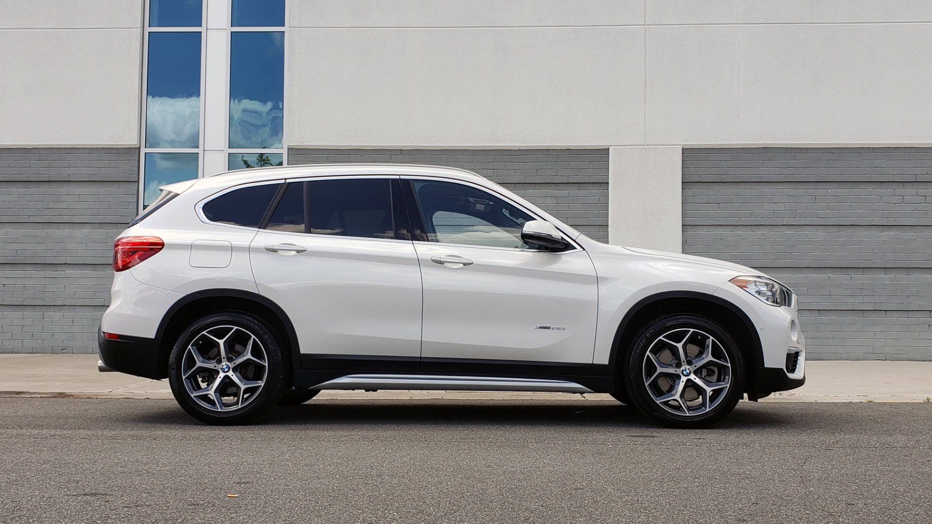 Used 2018 BMW X1 XDRIVE28I / NAV / CONV PKG / HTD SEATS / APPLE / PANO-ROOF / REARVIEW for sale Sold at Formula Imports in Charlotte NC 28227 9
