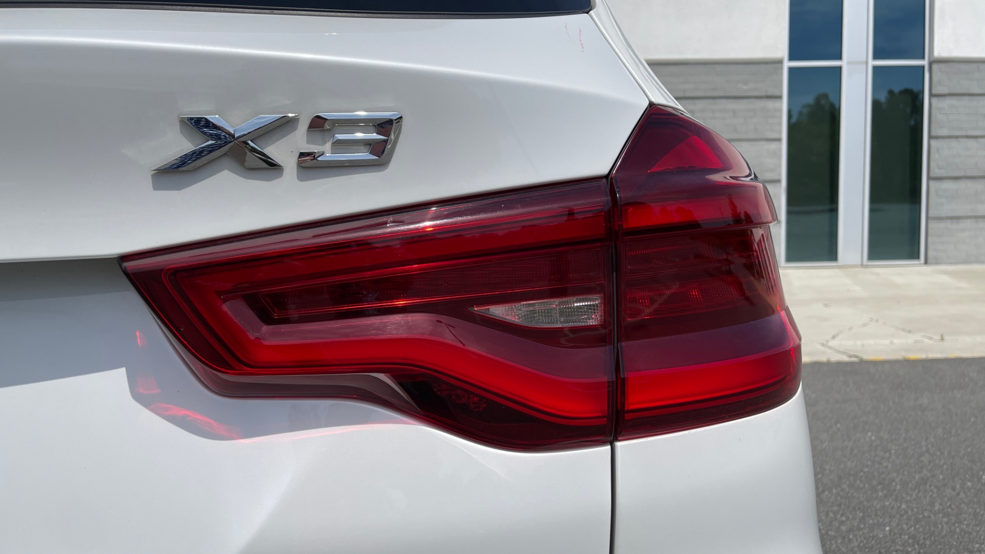 Used 2018 BMW X3 XDRIVE30I PREMIUM / NAV / DRVR ASST / CONV PKG / SUNROOF / REARVIEW for sale Sold at Formula Imports in Charlotte NC 28227 24