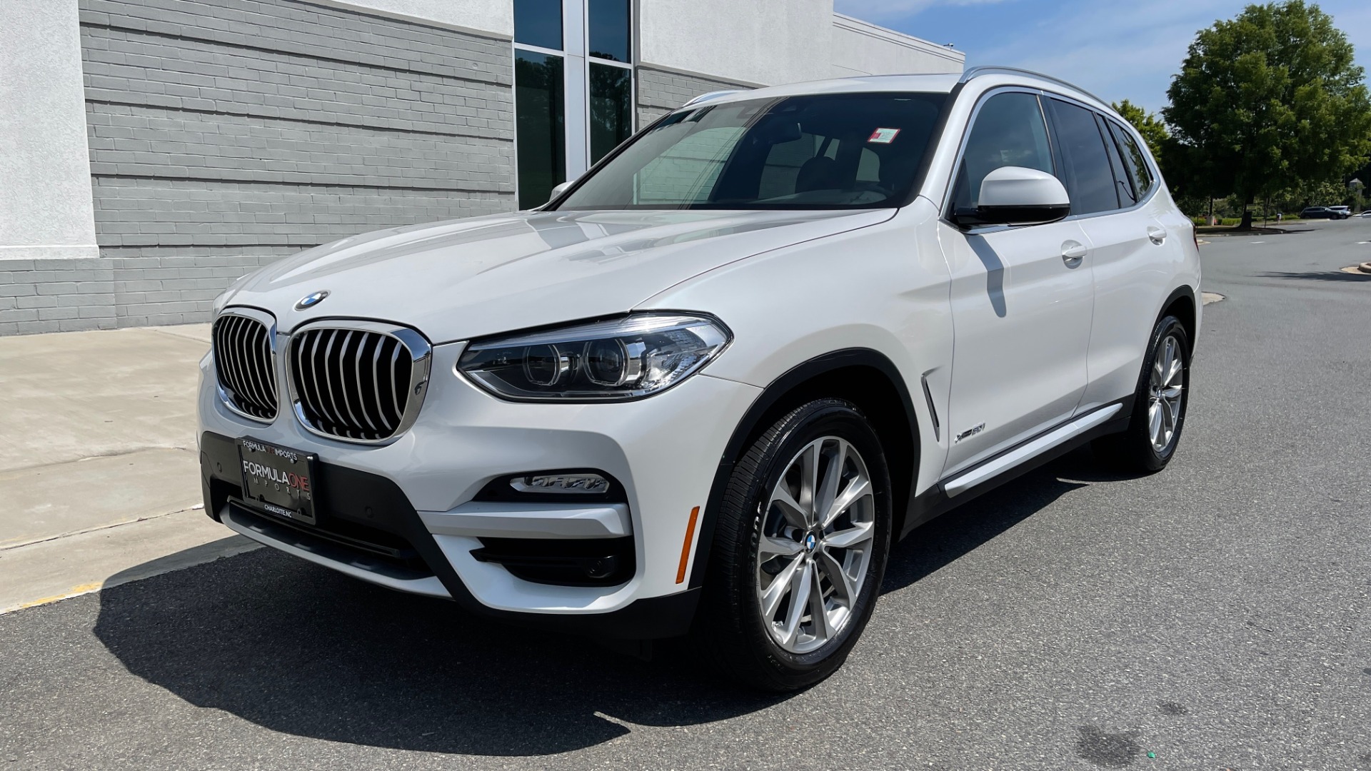 Used 2018 BMW X3 XDRIVE30I PREMIUM / NAV / DRVR ASST / CONV PKG / SUNROOF / REARVIEW for sale Sold at Formula Imports in Charlotte NC 28227 4