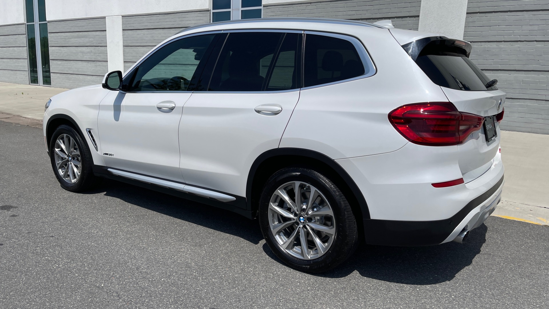 Used 2018 BMW X3 XDRIVE30I PREMIUM / NAV / DRVR ASST / CONV PKG / SUNROOF / REARVIEW for sale Sold at Formula Imports in Charlotte NC 28227 6