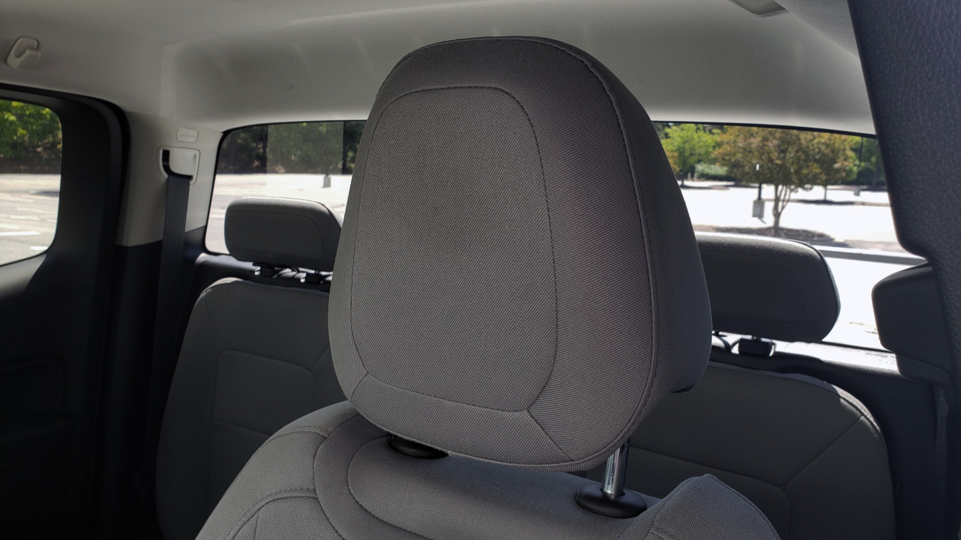 Used 2016 Chevrolet COLORADO 2WD WT / EXT CAB / 128.3 WB / 4-CYL / 6-SPD AUTO / REARVIEW for sale Sold at Formula Imports in Charlotte NC 28227 35