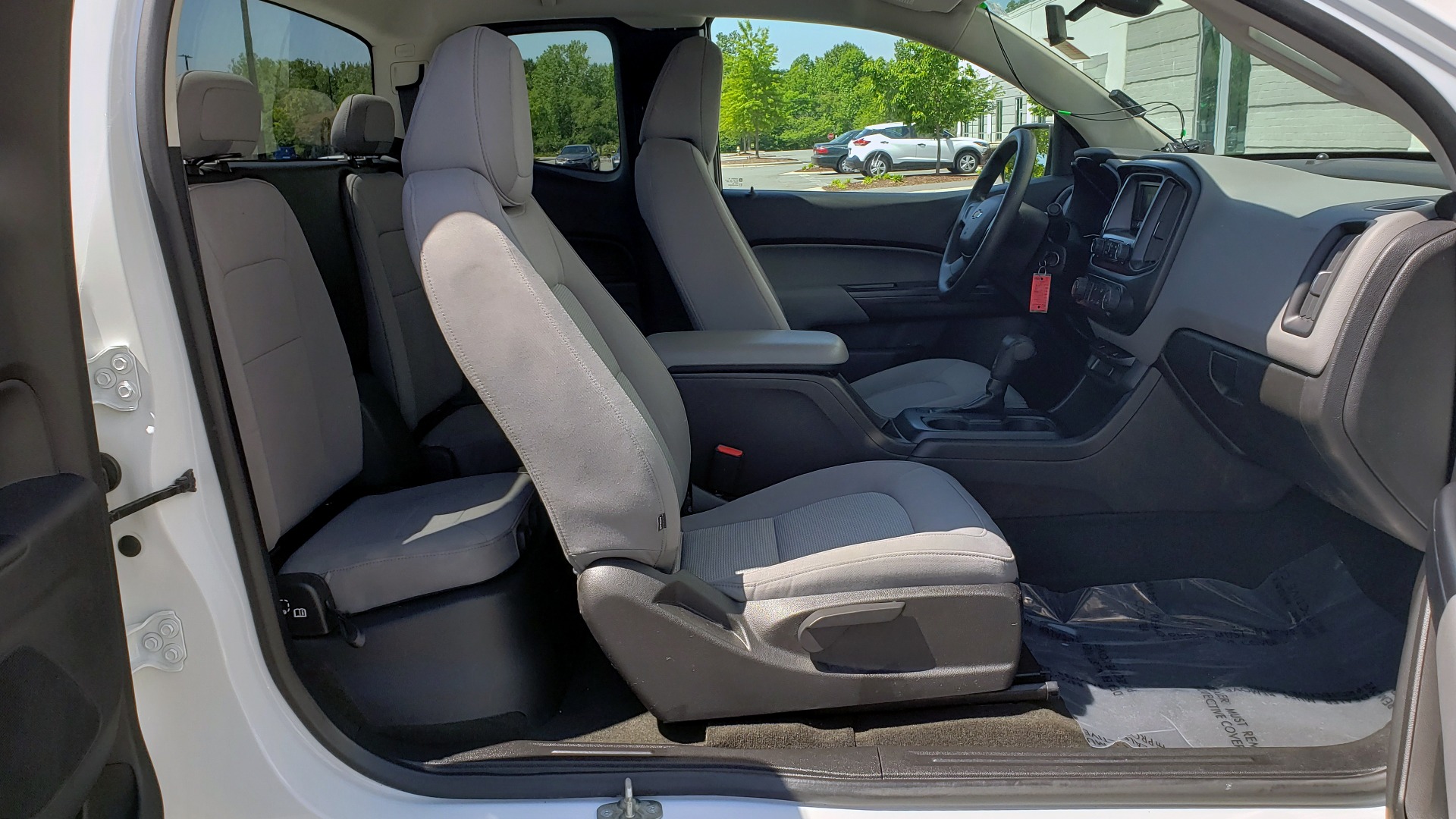 Used 2016 Chevrolet COLORADO 2WD WT / EXT CAB / 128.3 WB / 4-CYL / 6-SPD AUTO / REARVIEW for sale Sold at Formula Imports in Charlotte NC 28227 62