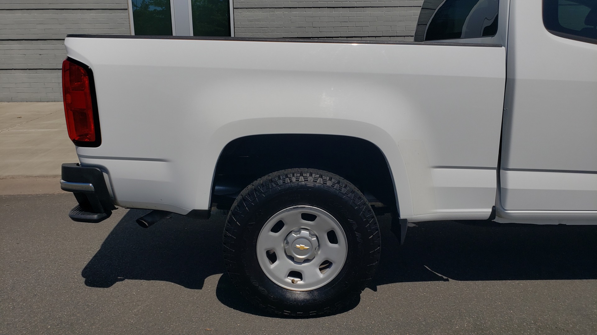 Used 2016 Chevrolet COLORADO 2WD WT / EXT CAB / 128.3 WB / 4-CYL / 6-SPD AUTO / REARVIEW for sale Sold at Formula Imports in Charlotte NC 28227 74