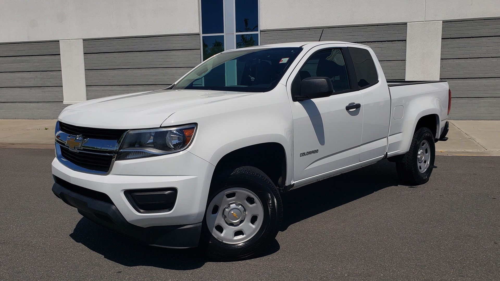 Used 2016 Chevrolet COLORADO 2WD WT / EXT CAB / 128.3 WB / 4-CYL / 6-SPD AUTO / REARVIEW for sale Sold at Formula Imports in Charlotte NC 28227 1