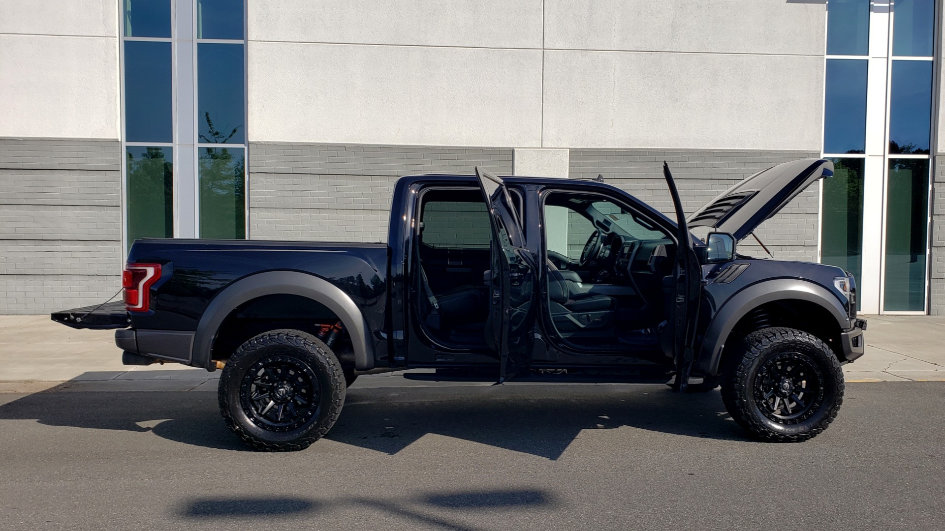 Used 2020 Ford F-150 RAPTOR 4X4 SUPERCREW / NAV / B&O SOUND / SUNROOF / REARVIEW for sale Sold at Formula Imports in Charlotte NC 28227 17