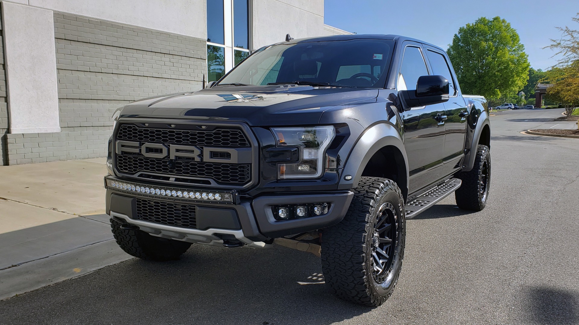Used 2020 Ford F-150 RAPTOR 4X4 SUPERCREW / NAV / B&O SOUND / SUNROOF / REARVIEW for sale Sold at Formula Imports in Charlotte NC 28227 2