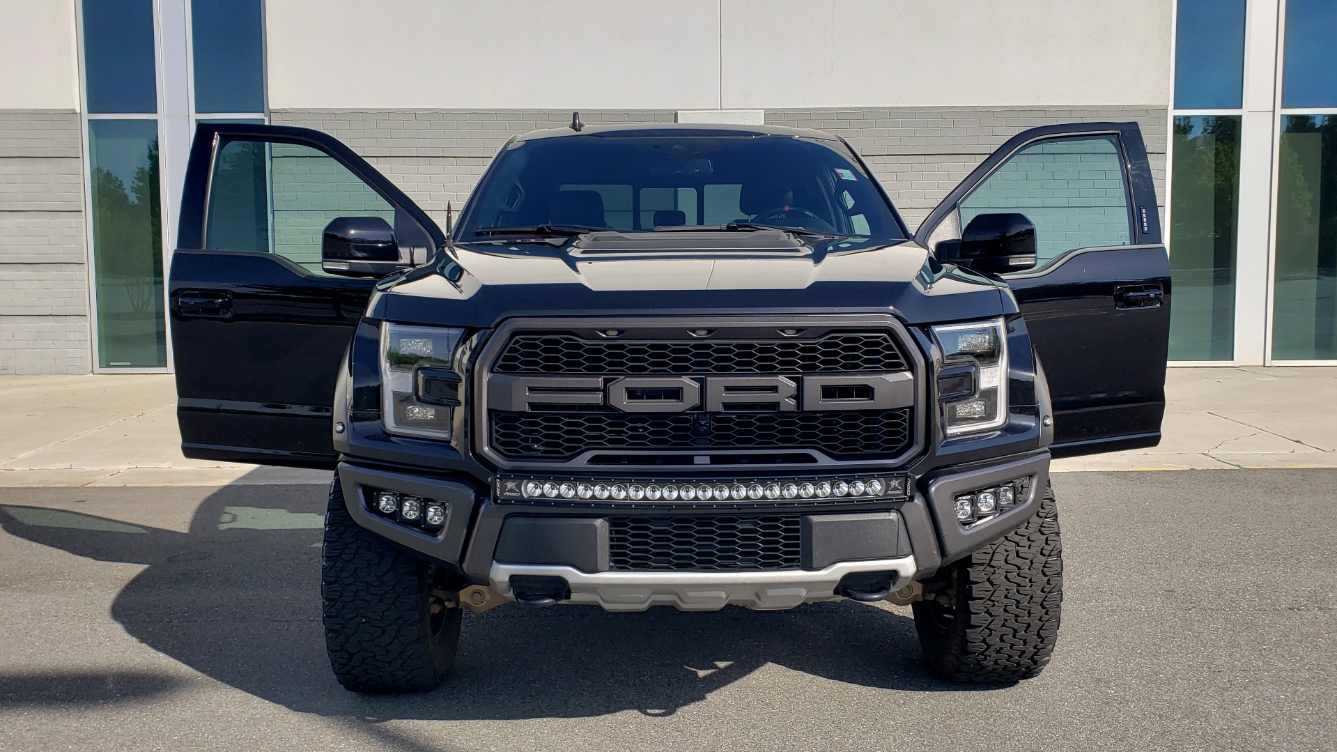 Used 2020 Ford F-150 RAPTOR 4X4 SUPERCREW / NAV / B&O SOUND / SUNROOF / REARVIEW for sale Sold at Formula Imports in Charlotte NC 28227 28