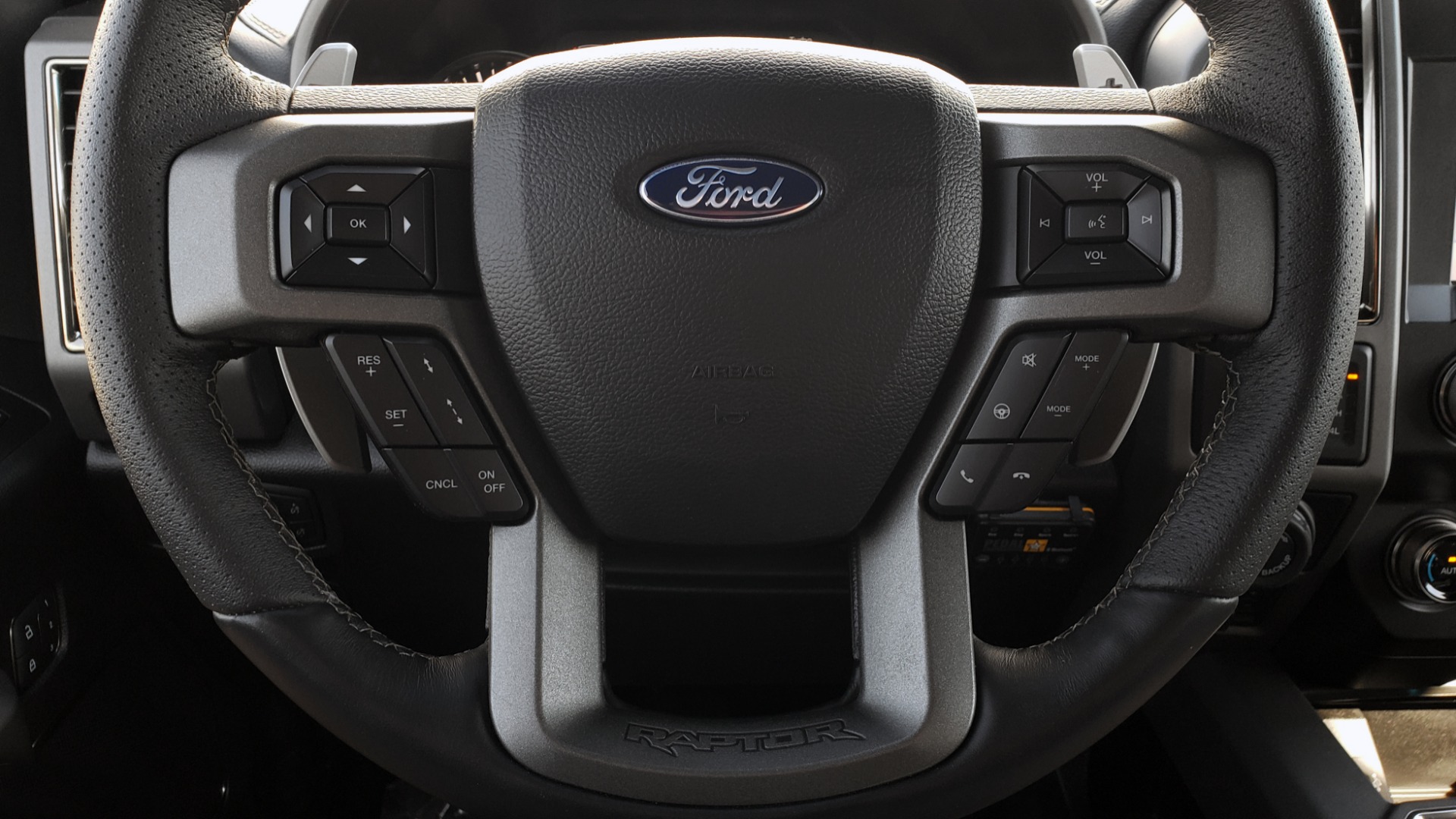 Used 2020 Ford F-150 RAPTOR 4X4 SUPERCREW / NAV / B&O SOUND / SUNROOF / REARVIEW for sale Sold at Formula Imports in Charlotte NC 28227 50
