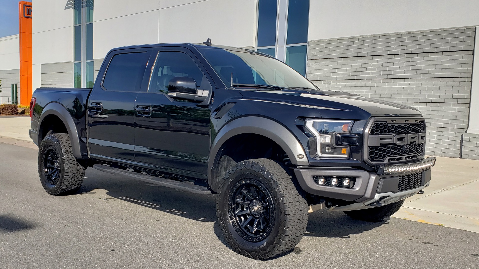 Used 2020 Ford F-150 RAPTOR 4X4 SUPERCREW / NAV / B&O SOUND / SUNROOF / REARVIEW for sale Sold at Formula Imports in Charlotte NC 28227 6