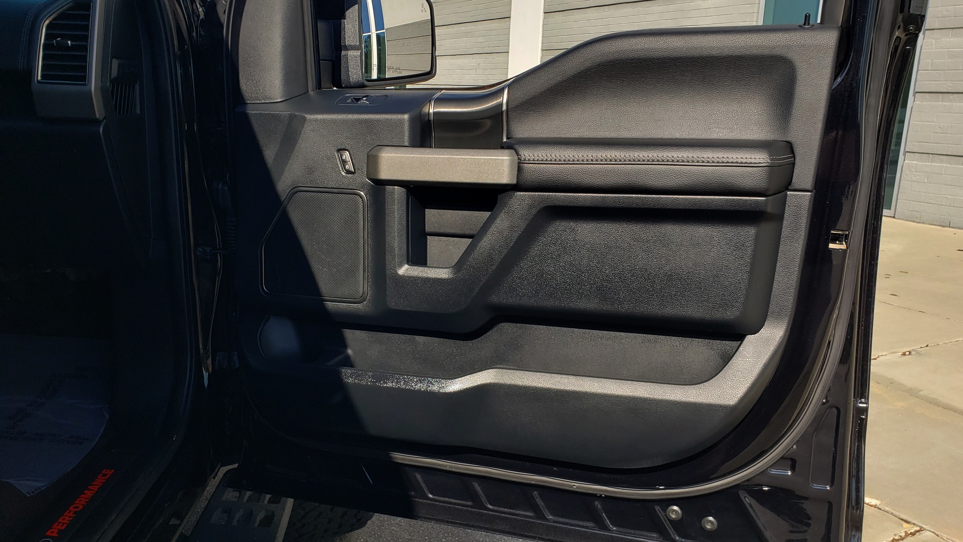 Used 2020 Ford F-150 RAPTOR 4X4 SUPERCREW / NAV / B&O SOUND / SUNROOF / REARVIEW for sale Sold at Formula Imports in Charlotte NC 28227 77