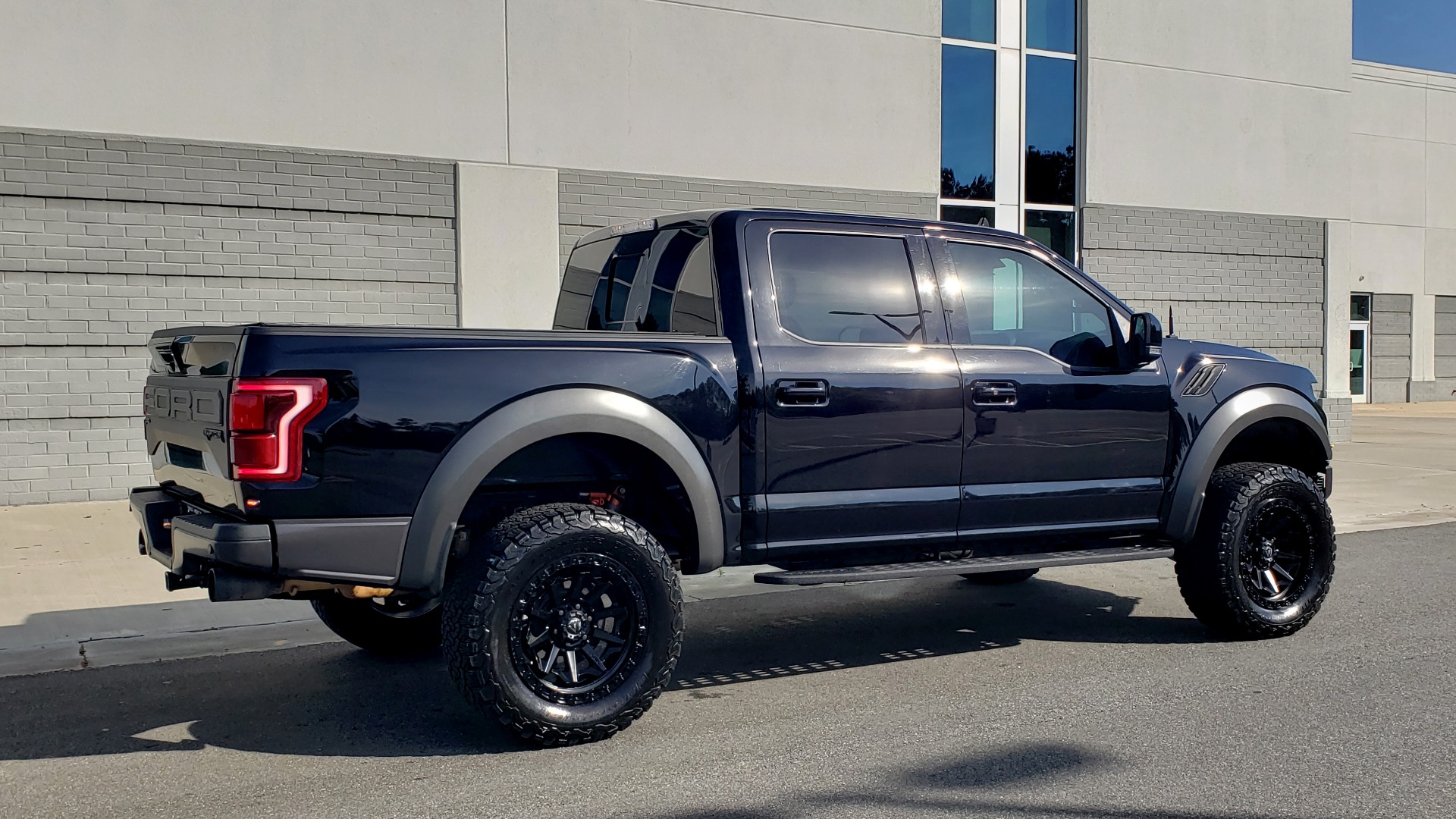 Used 2020 Ford F-150 RAPTOR 4X4 SUPERCREW / NAV / B&O SOUND / SUNROOF / REARVIEW for sale Sold at Formula Imports in Charlotte NC 28227 8