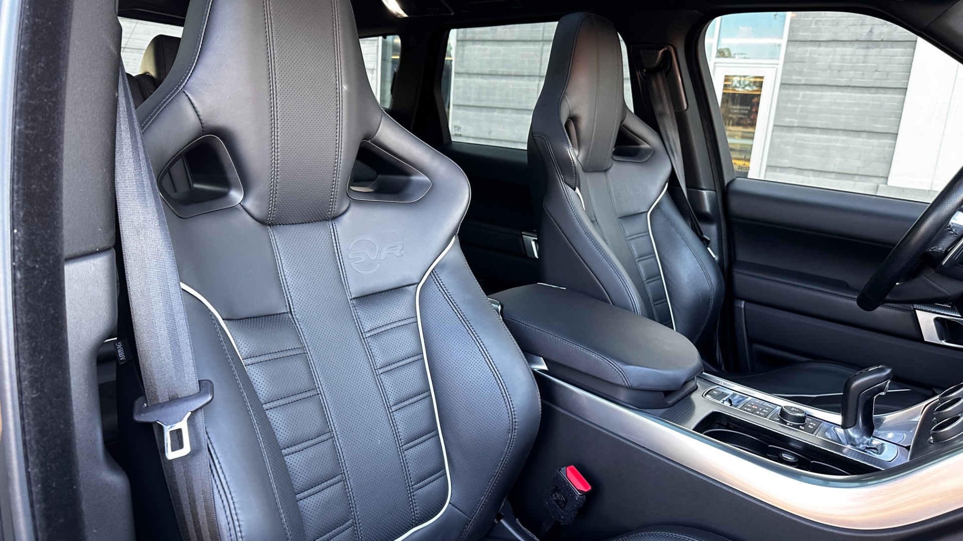Used 2017 Land Rover Range Rover Sport SVR / DRIVE PRO PACKAGE / MERIDIAN SURROUND SOUND / SUPERCHARGED V8 / PANOR for sale Sold at Formula Imports in Charlotte NC 28227 33