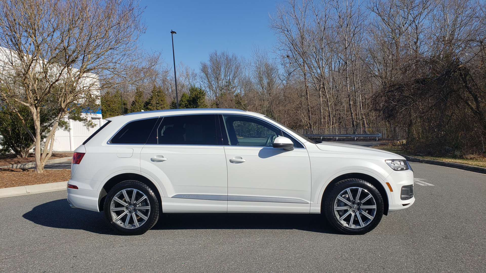 Used 2017 Audi Q7 PRESTIGE 3.0T / NAV / CLD WTHR / SUNROOF / REARVIEW for sale Sold at Formula Imports in Charlotte NC 28227 9