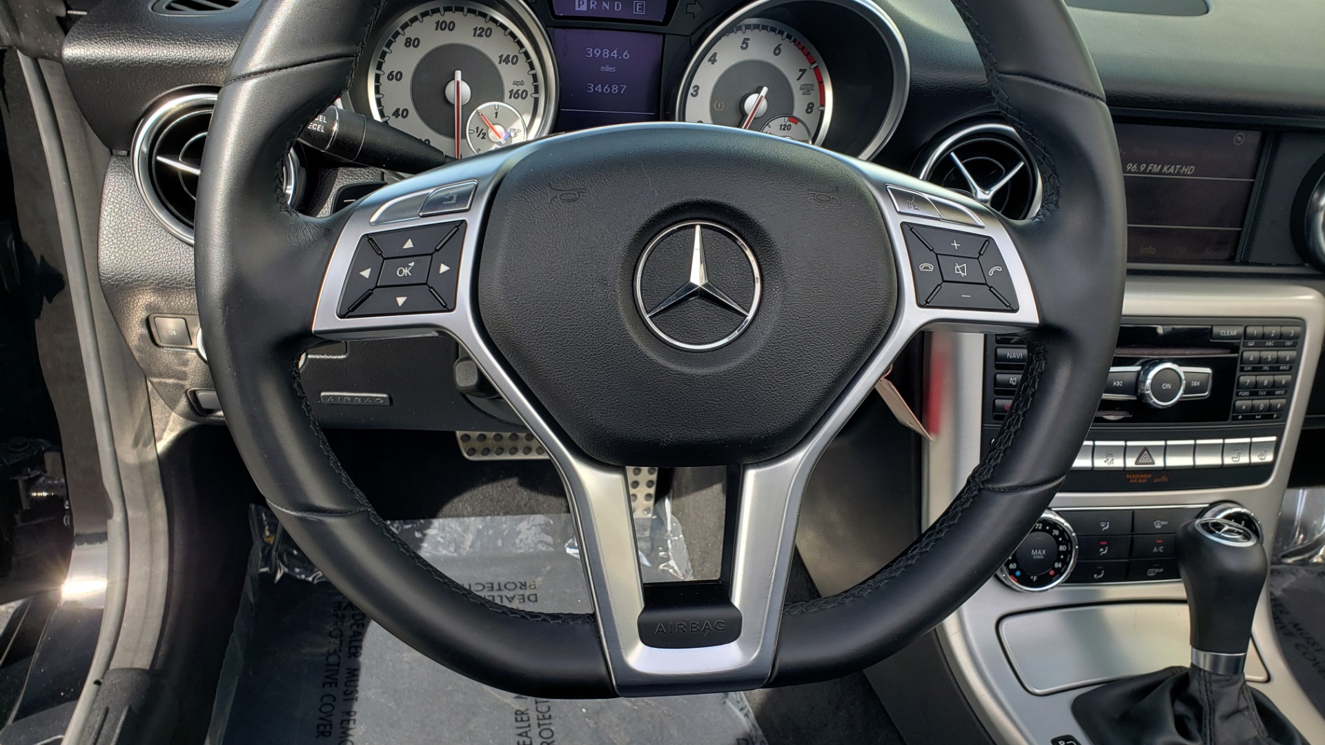 Used 2012 Mercedes-Benz SLK-CLASS SLK 250 ROADSTER / PREM 1 PKG / COMAND LAUNCH PKG / 7-SPD AUTO for sale Sold at Formula Imports in Charlotte NC 28227 18