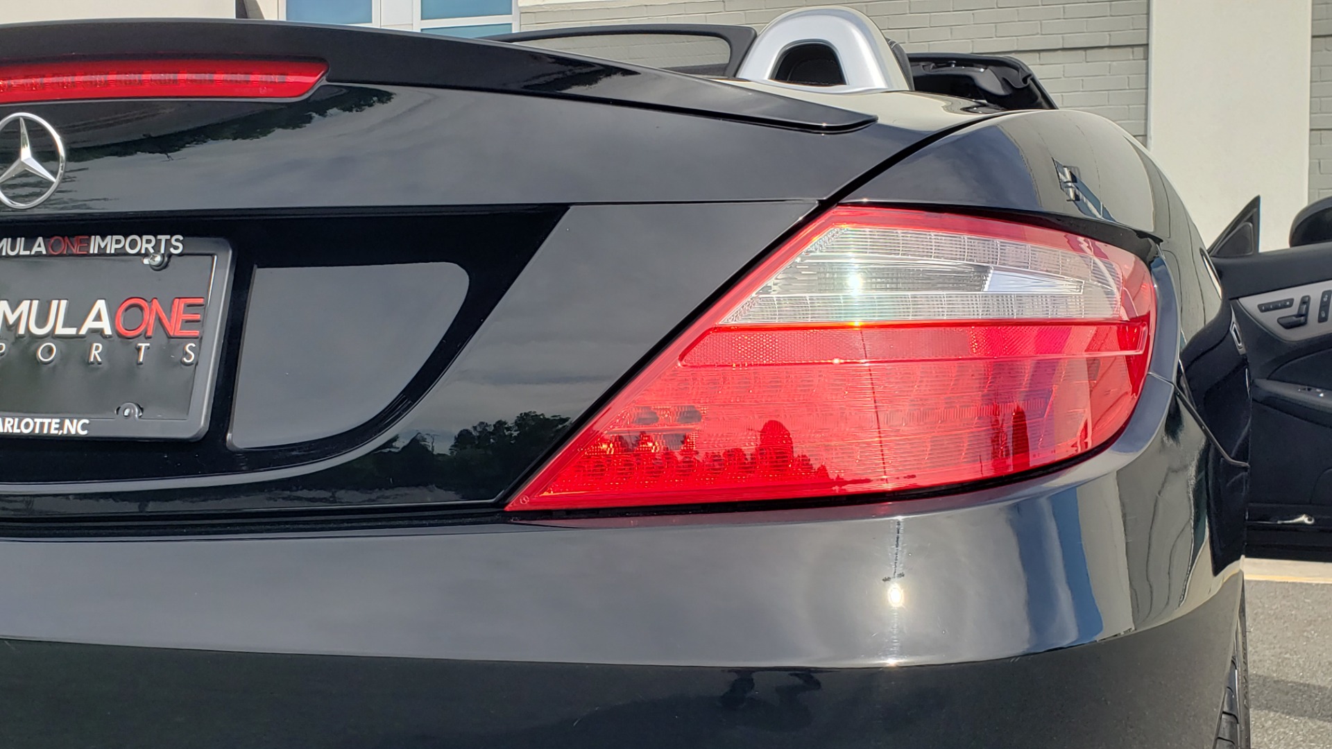 Used 2012 Mercedes-Benz SLK-CLASS SLK 250 ROADSTER / PREM 1 PKG / COMAND LAUNCH PKG / 7-SPD AUTO for sale Sold at Formula Imports in Charlotte NC 28227 51